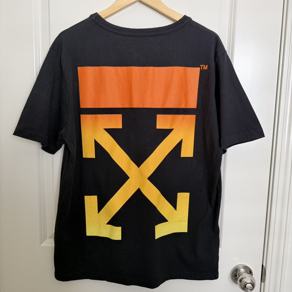 Off-White Off-White Temperature Fahrenheit 451 Tshirt Size US L / EU 52-54 / 3 - 3 Thumbnail
