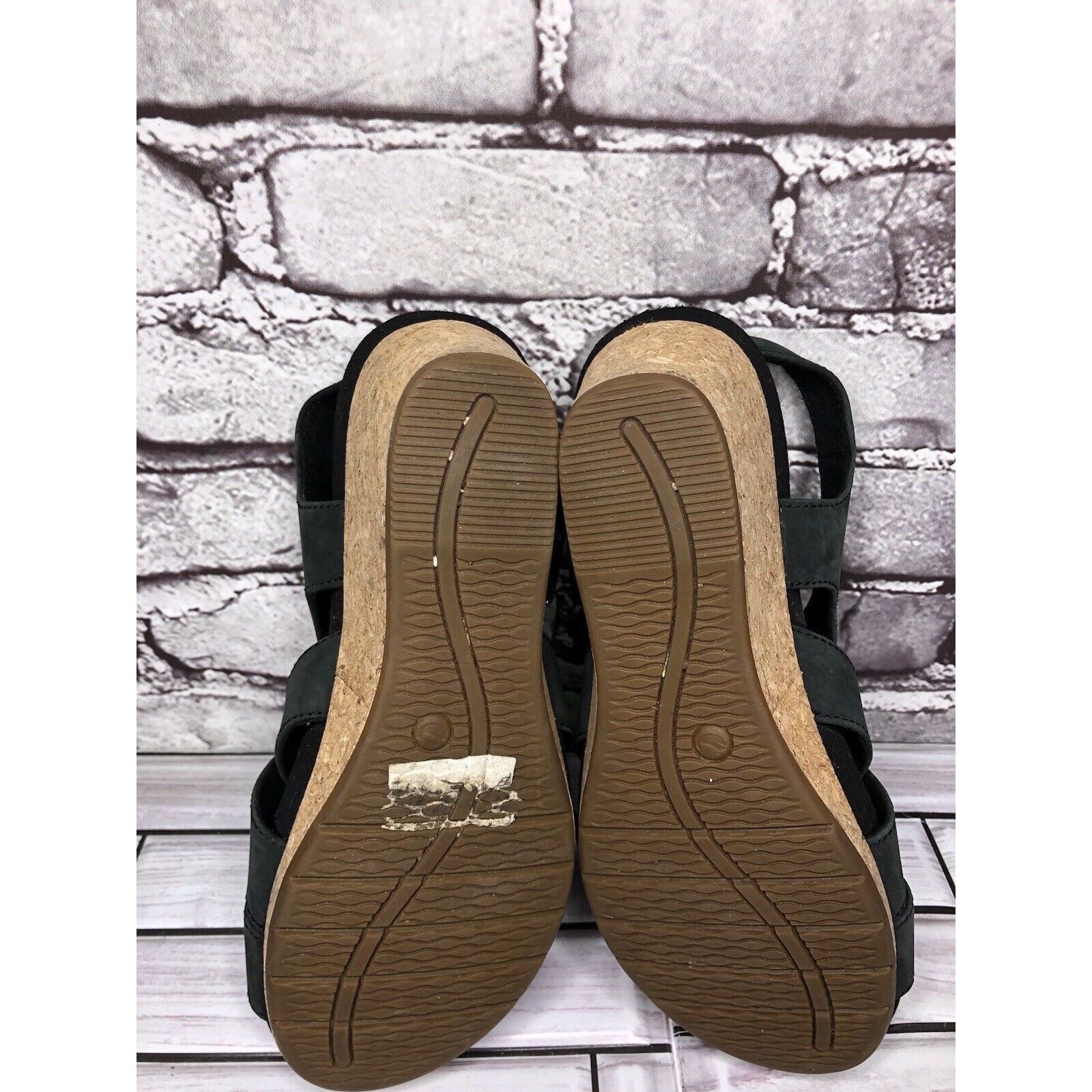 Clarks Clarks Unstructured Black Leather Criss Cross Strap Cork Wed Size US 7 / IT 37 - 14 Thumbnail
