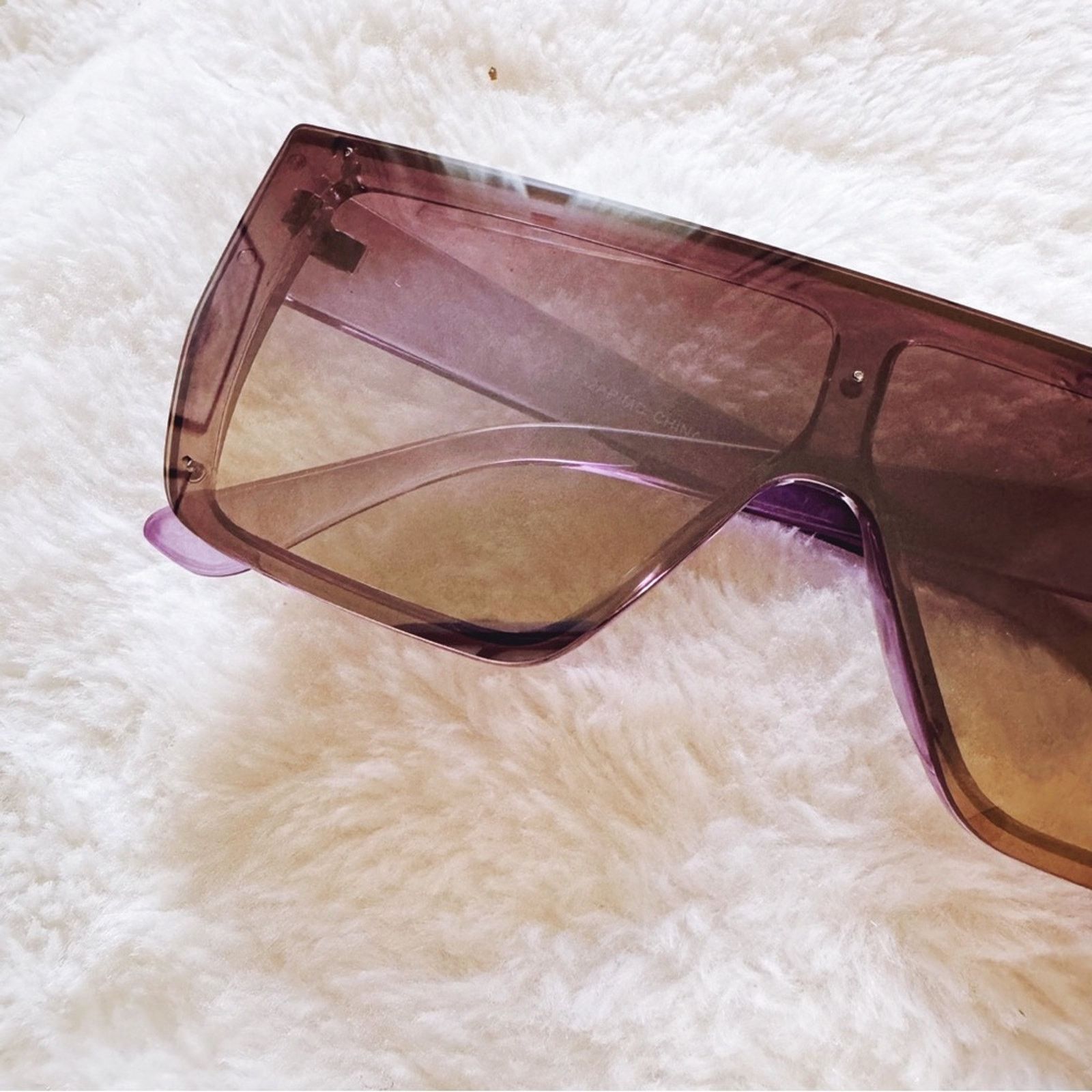 Other Greta Light Purple Oversized Statement Sunglasses Size ONE SIZE - 2 Thumbnail