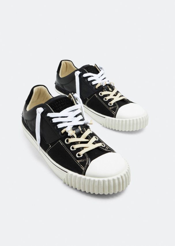 Maison Margiela oc11z0325 New Evolution Sneakers in White/Black Size US 8 / EU 41 - 5 Thumbnail