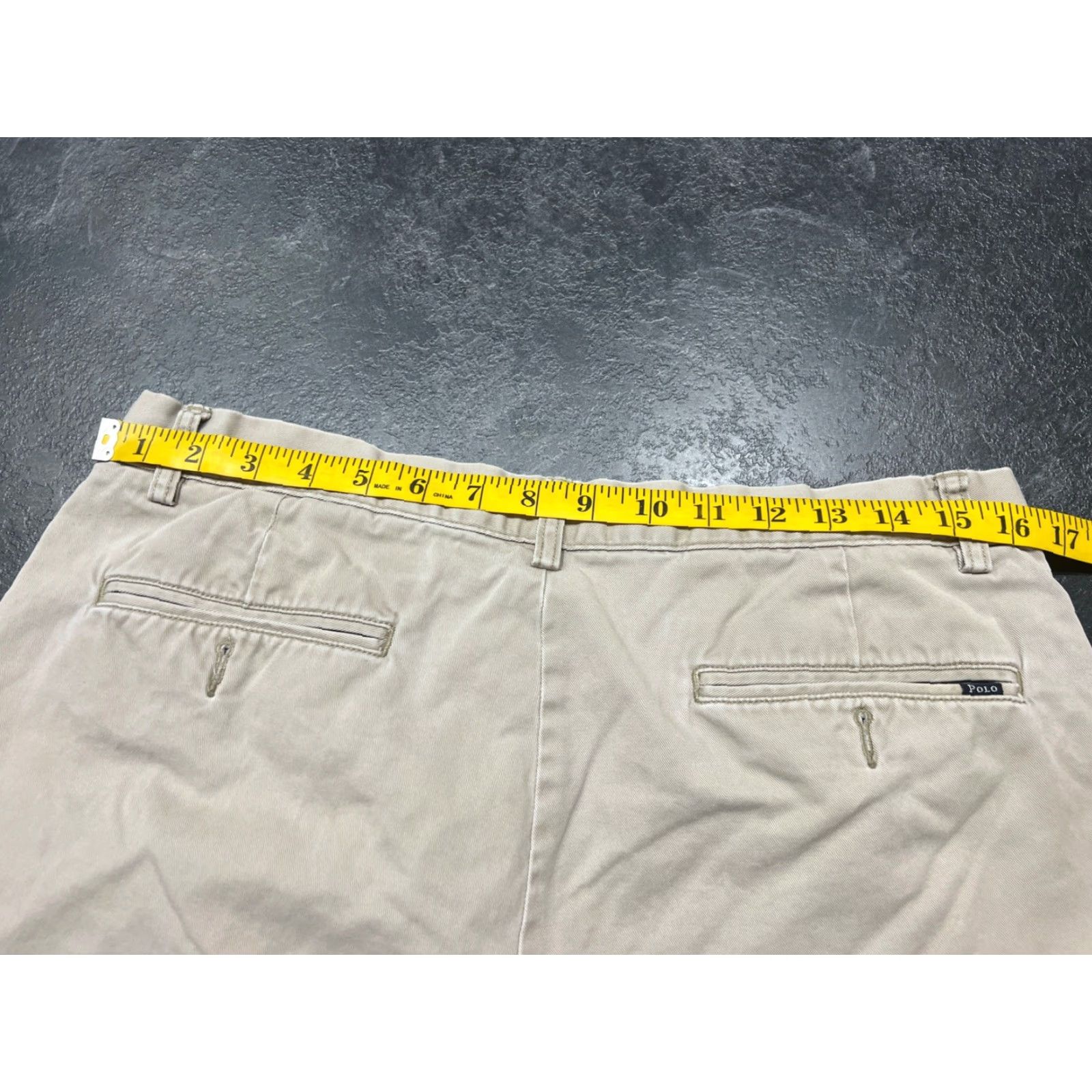 Polo Ralph Lauren Polo Ralph Lauren Shorts Men 33 Chino Belted Beige 9in Inseam Classic Pleated Front Cotton NYC Vintage-Style Look Size US XS / EU 42 / 0 - 4 Thumbnail