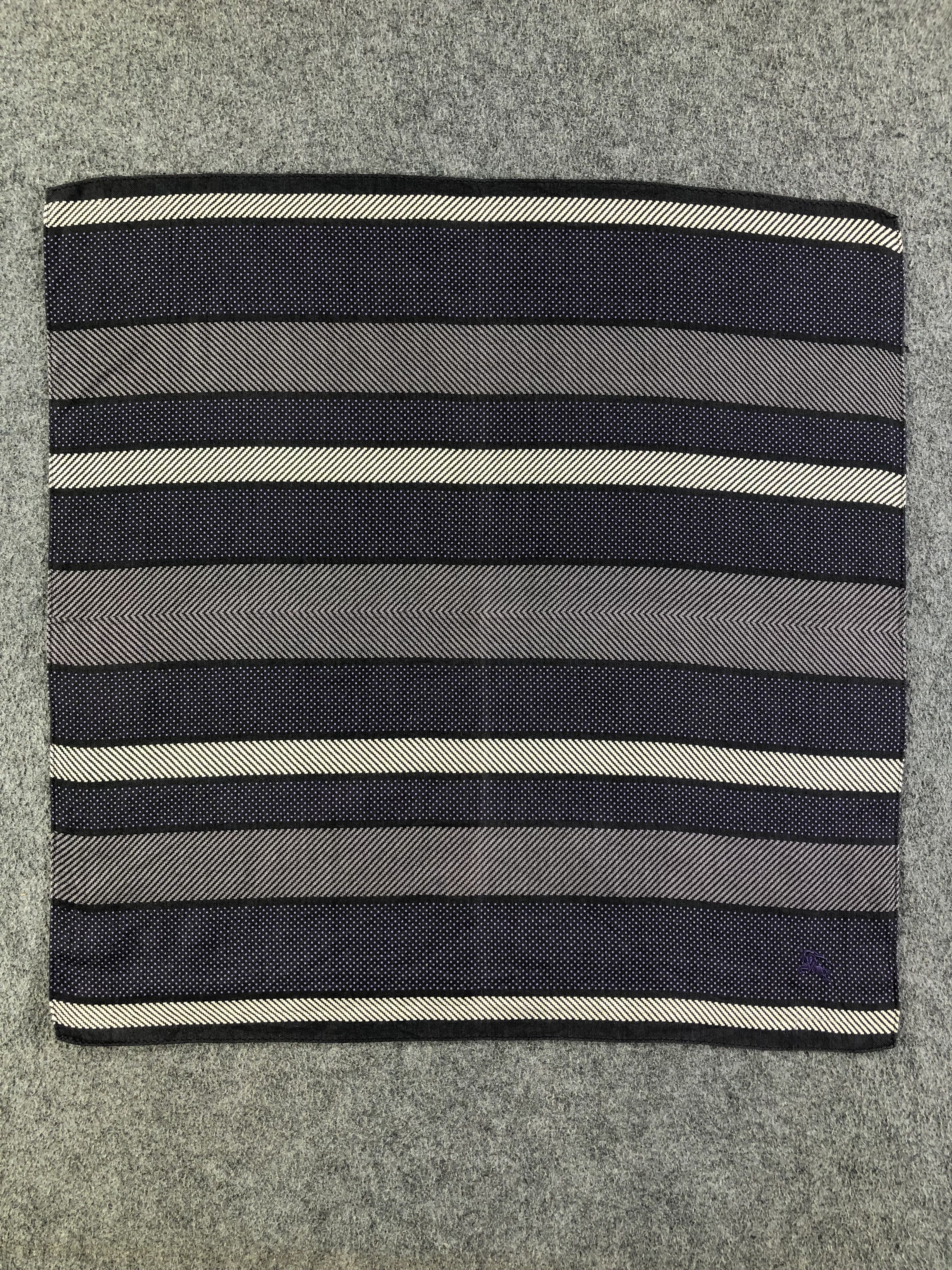 Burberry Burberry Handkerchief / Bandana / Neckerchief Size ONE SIZE - 3 Thumbnail