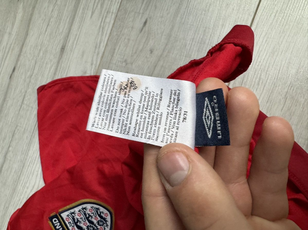 Umbro × Vintage Vintage Umbro 4 GERRARD Soccer Jersey England 2005 Size US L / EU 52-54 / 3 - 6 Thumbnail