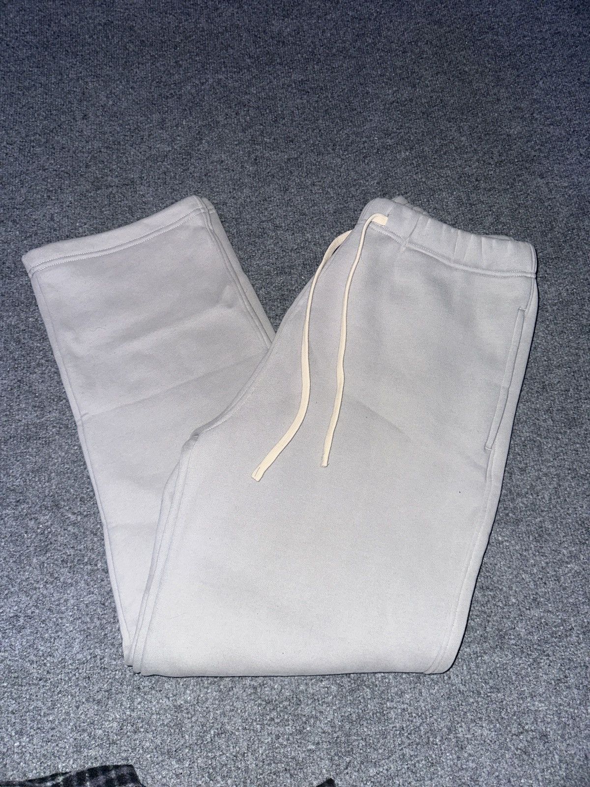 Other Cement Grey Blank Thick Cotton Sweats Large Size US 34 / EU 50 - 1 Thumbnail