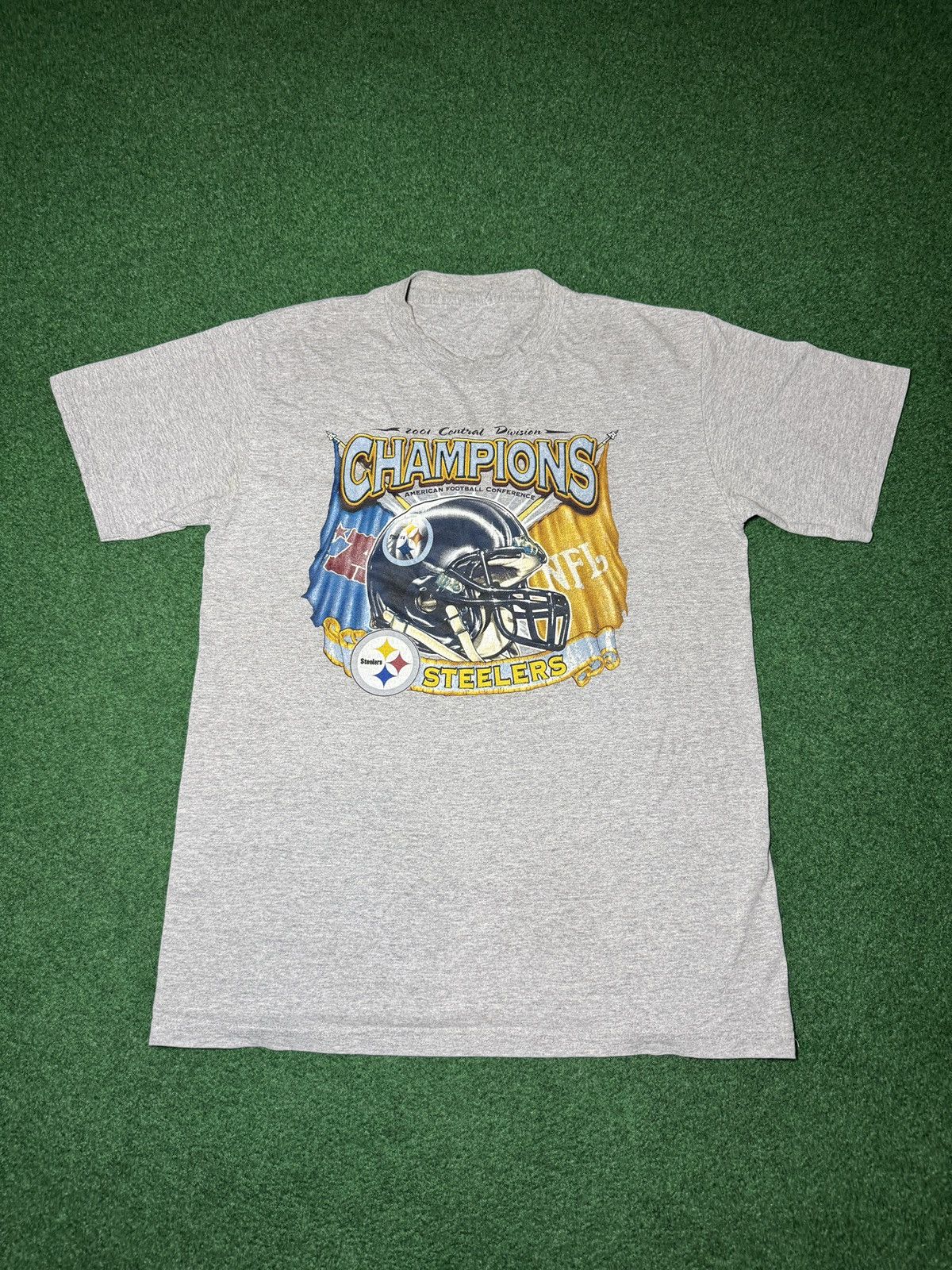 NFL Vintage Pittsburgh Steelers Helmet Graphic Y2K NFL T Shirt Size US L / EU 52-54 / 3 - 1 Thumbnail