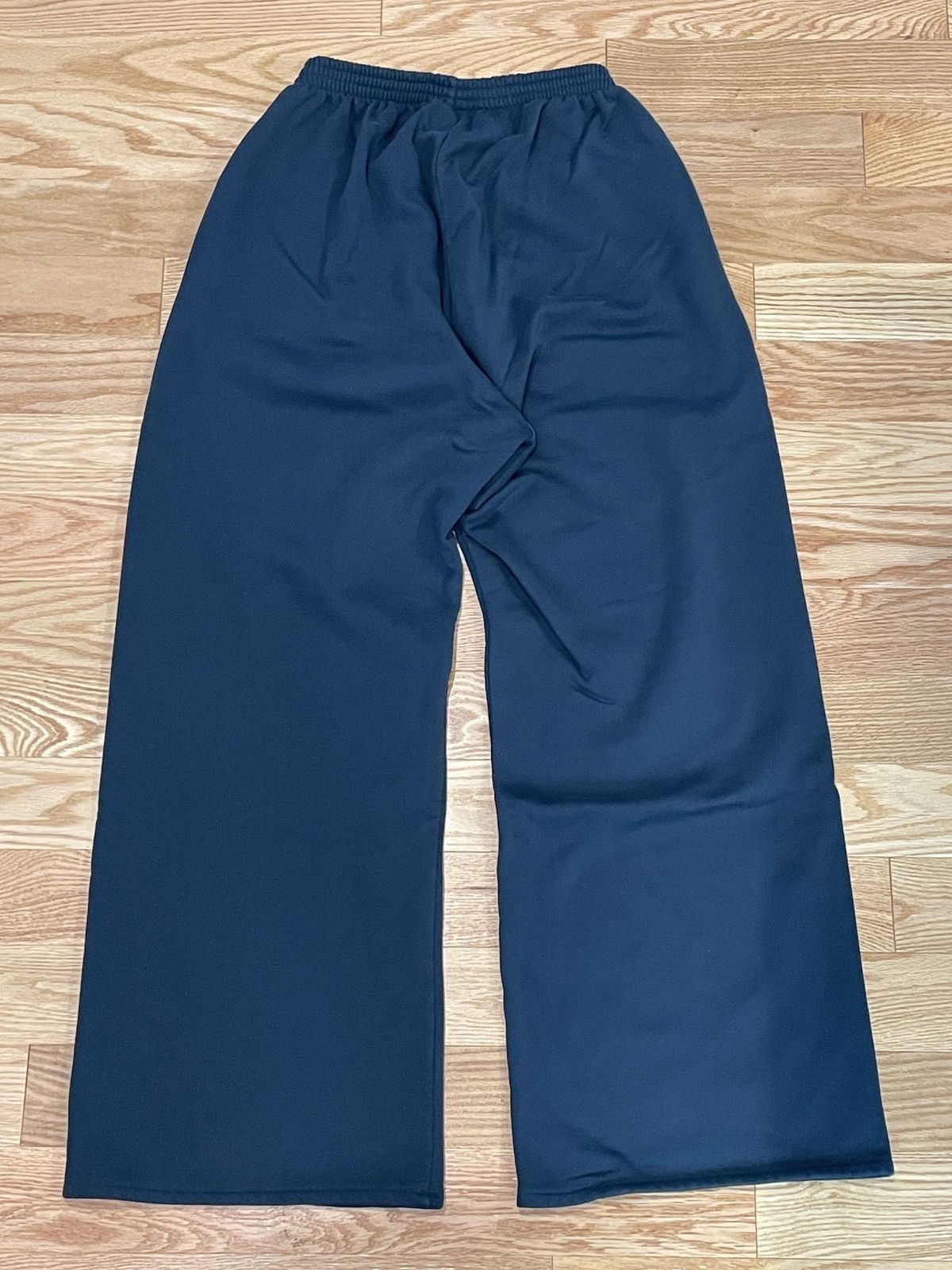Balenciaga × Gap × Kanye West CYBER WEEK SALE Yeezy Gap Sweatpants Dark Blue Size Small Size US 30 / EU 46 - 6 Thumbnail
