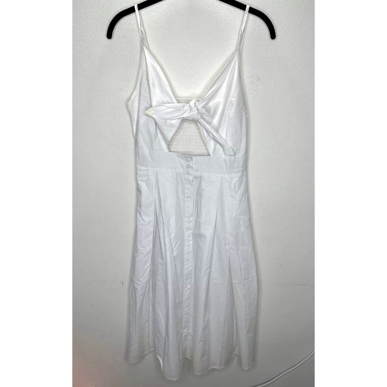 Other White Front Tie Spaghetti Strap Open Front Button Dress M Size M / US 6-8 / IT 42-44 - 1 Thumbnail