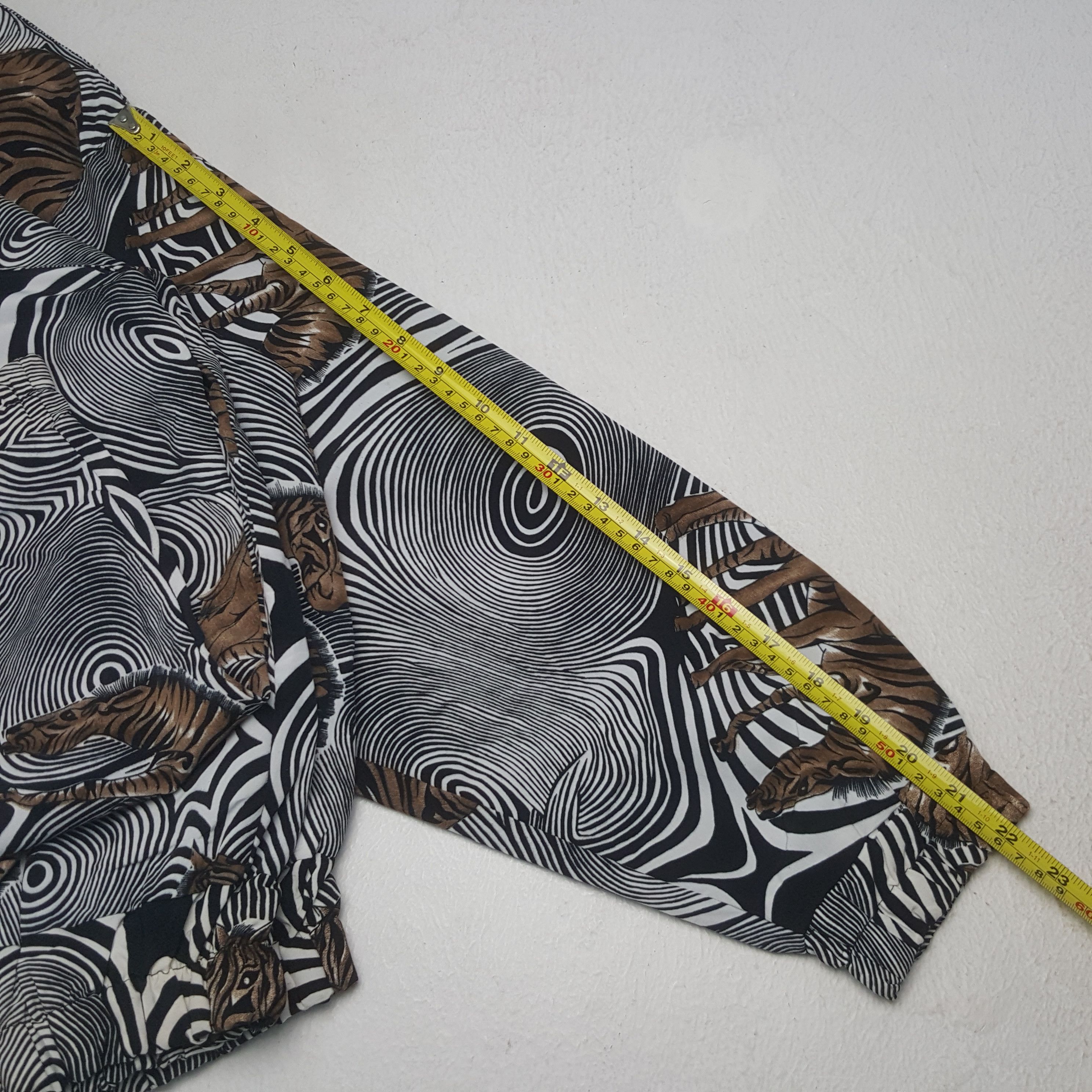 Vintage Vintage Valentina Zebra Zipper Designer Jacket RR25 Size US L / EU 52-54 / 3 - 6 Thumbnail