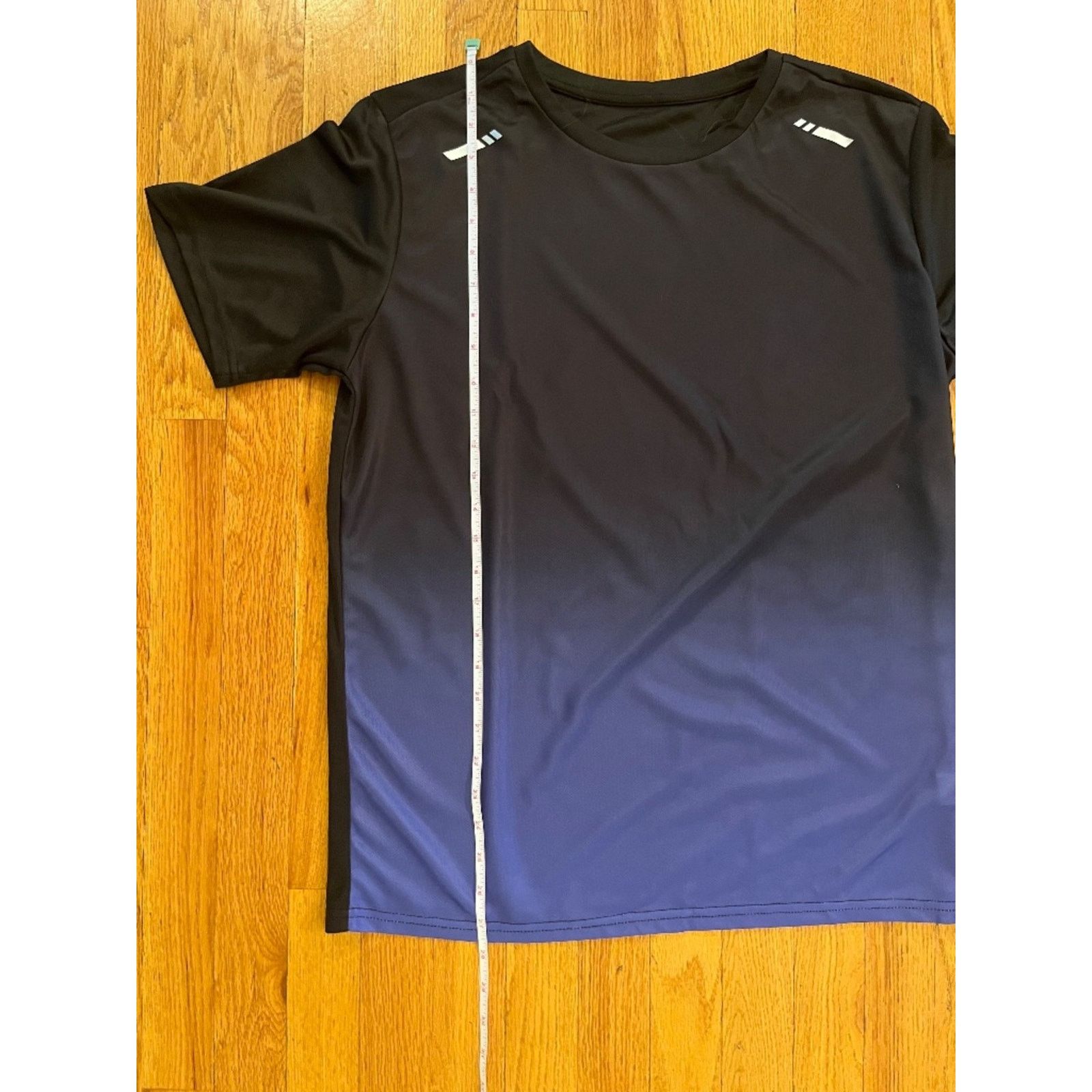 Shein SHEIN Mens Gradient Activewear Set Short Sleeve Tee & Shorts Size US M / EU 48-50 / 2 - 3 Thumbnail