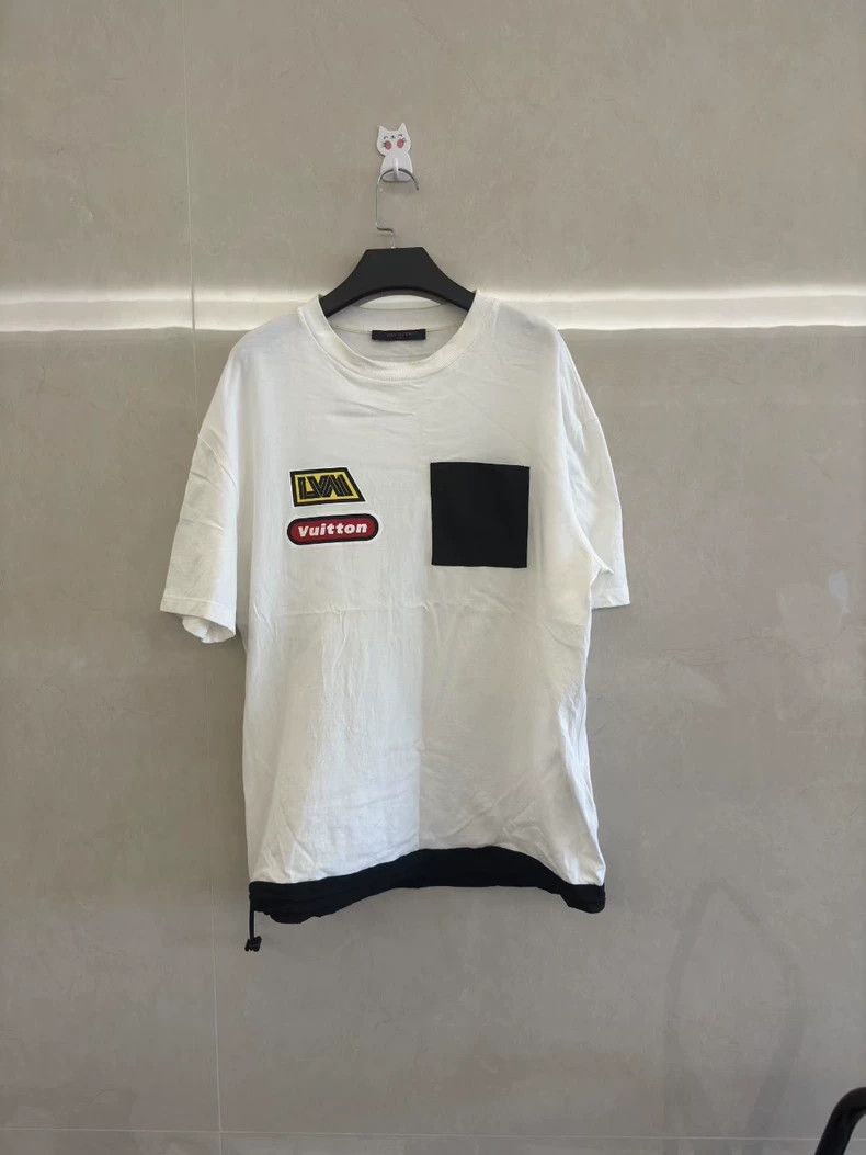 Louis Vuitton Louis Vuitton Graffiti monogram pocket short sleeve Size US L / EU 52-54 / 3 - 1 Thumbnail