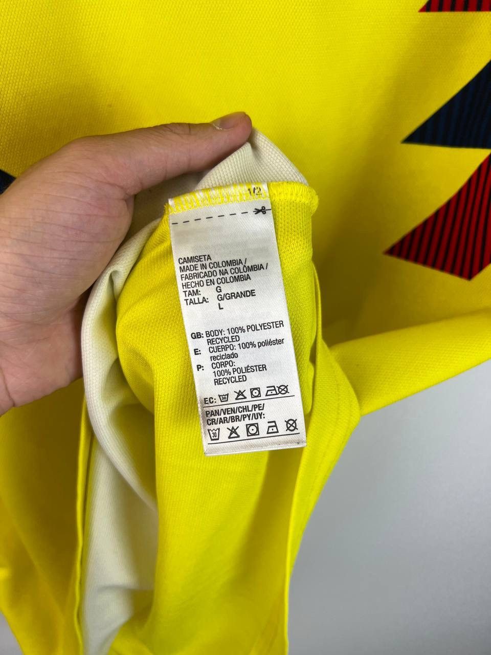 Vintage Federation Columbiana Adidas Jersey t-shirts size L Size US L / EU 52-54 / 3 - 3 Thumbnail