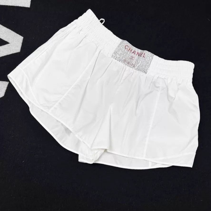 Chanel Chanel Shorts 40 Size 28" / US 6 / IT 42 - 1 Thumbnail