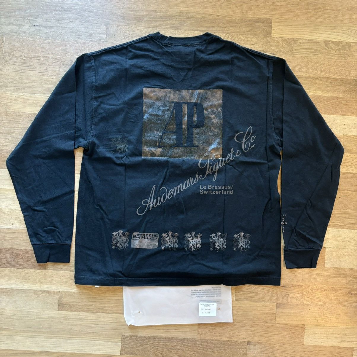Audemars Piguet × Travis Scott Travis Scott Audemars Piguet Le Brassus Longsleeve Tee Size US XL / EU 56 / 4 - 2 Thumbnail
