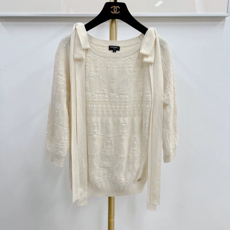 Chanel Chanel Knit Top with Ribbon Detail- DMC Size US S / EU 44-46 / 1 - 1 Thumbnail