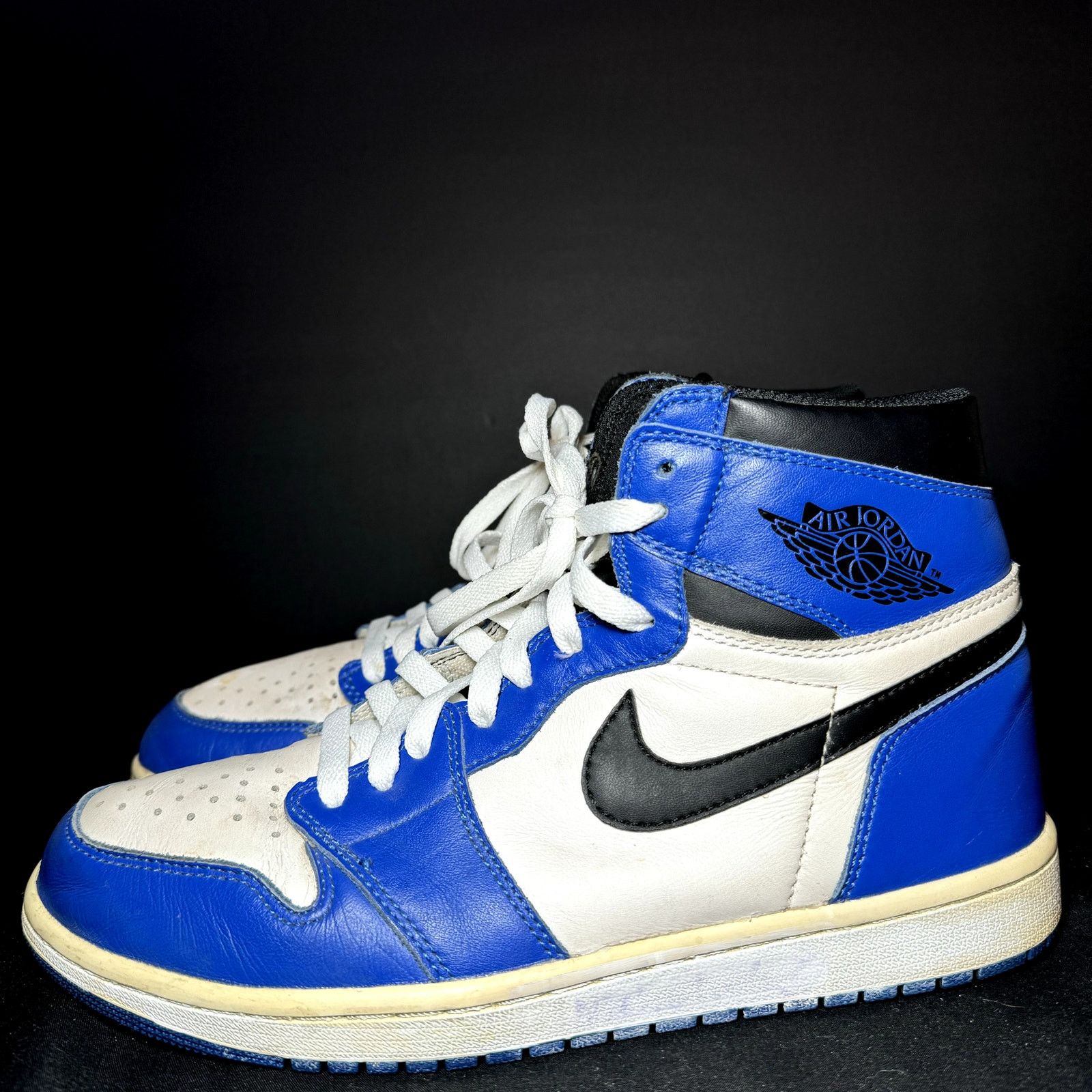 Jordan Brand × Nike Size 9 - Air Jordan 1 Retro High OG Game Royal Men's Shoes Size US 9 / EU 42 - 9 Thumbnail
