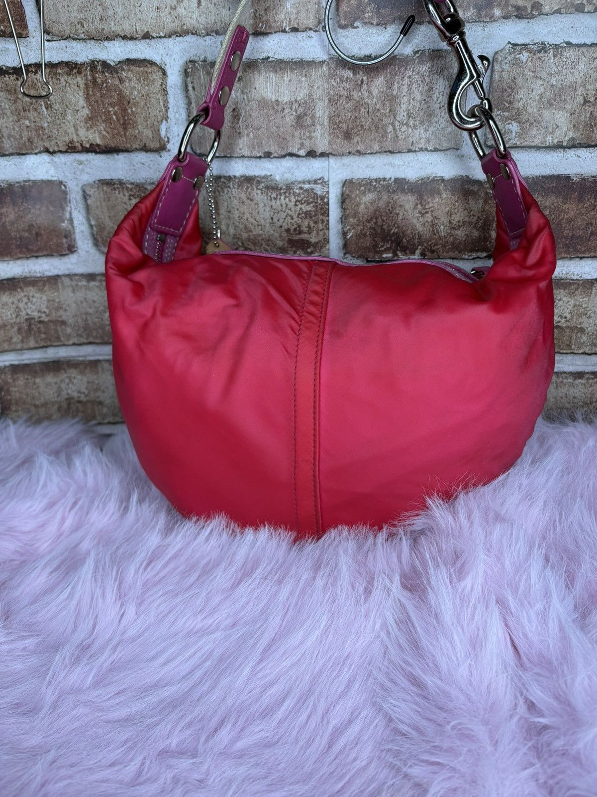 Coach Coach Poppy hobo bag in RARE hot pink satin Size ONE SIZE - 4 Thumbnail