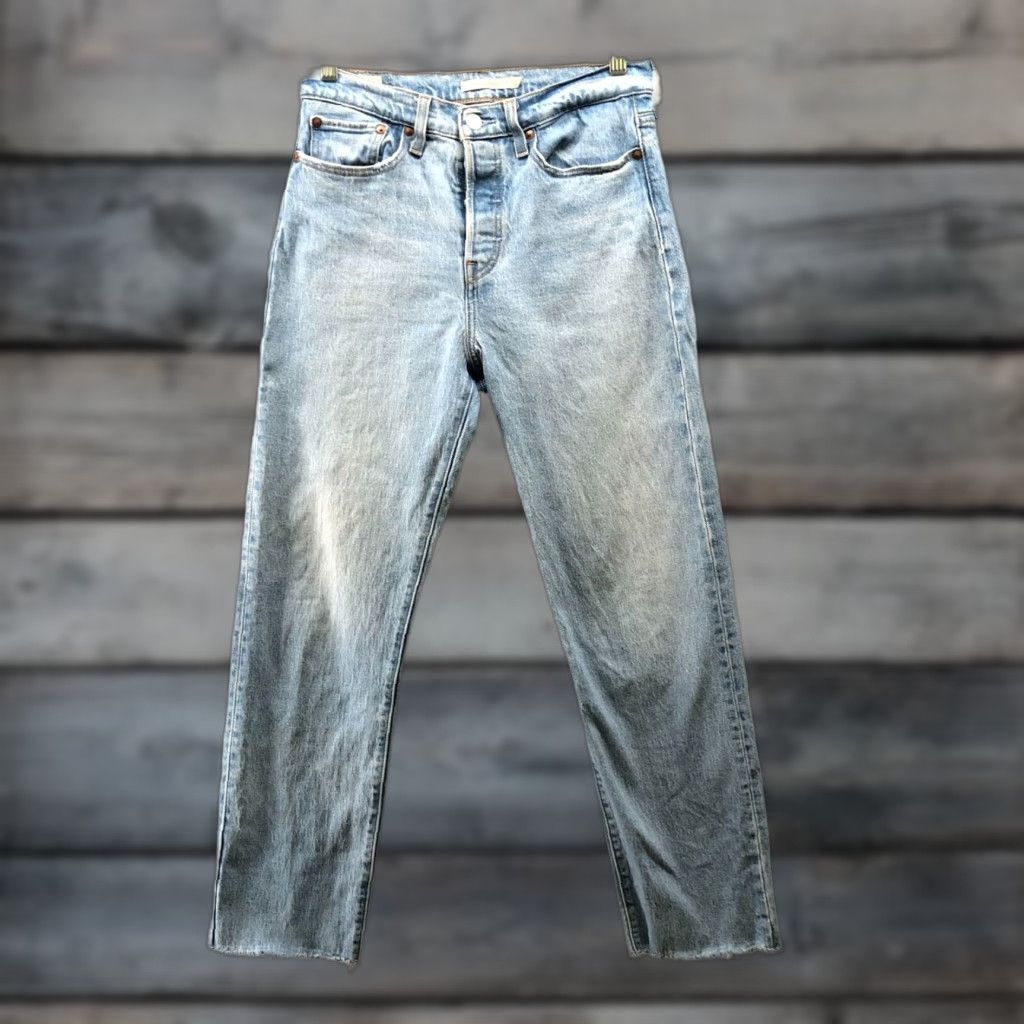 Levi's Levi's Wedgie Straight Ankle Jeans Womens 28 Light Wash Blue Crop Tango Hustle Size 28" / US 6 / IT 42 - 1 Thumbnail