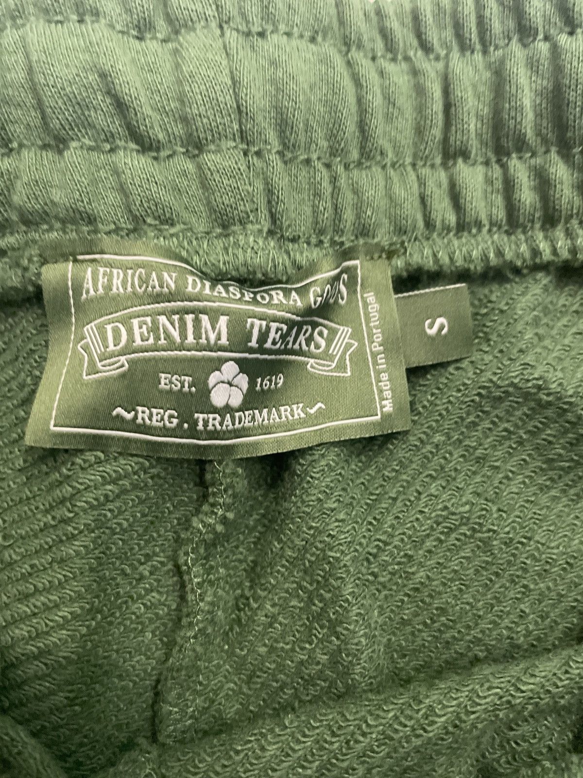 DENIM TEARS Denim Tears Cotton Wreath Sweatpants Green Size US 30 / EU 46 - 2 Thumbnail