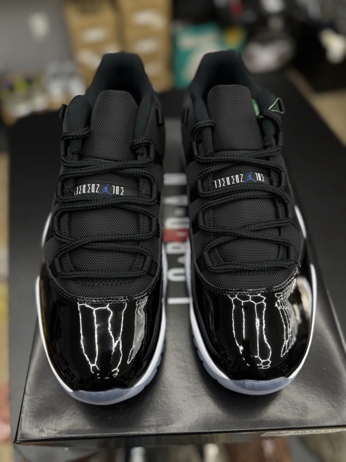Jordan Brand Nike Air Jordan 11 Retro Low Space Jam FV5104-004 Size 13 Size US 13 / EU 46 - 4 Thumbnail