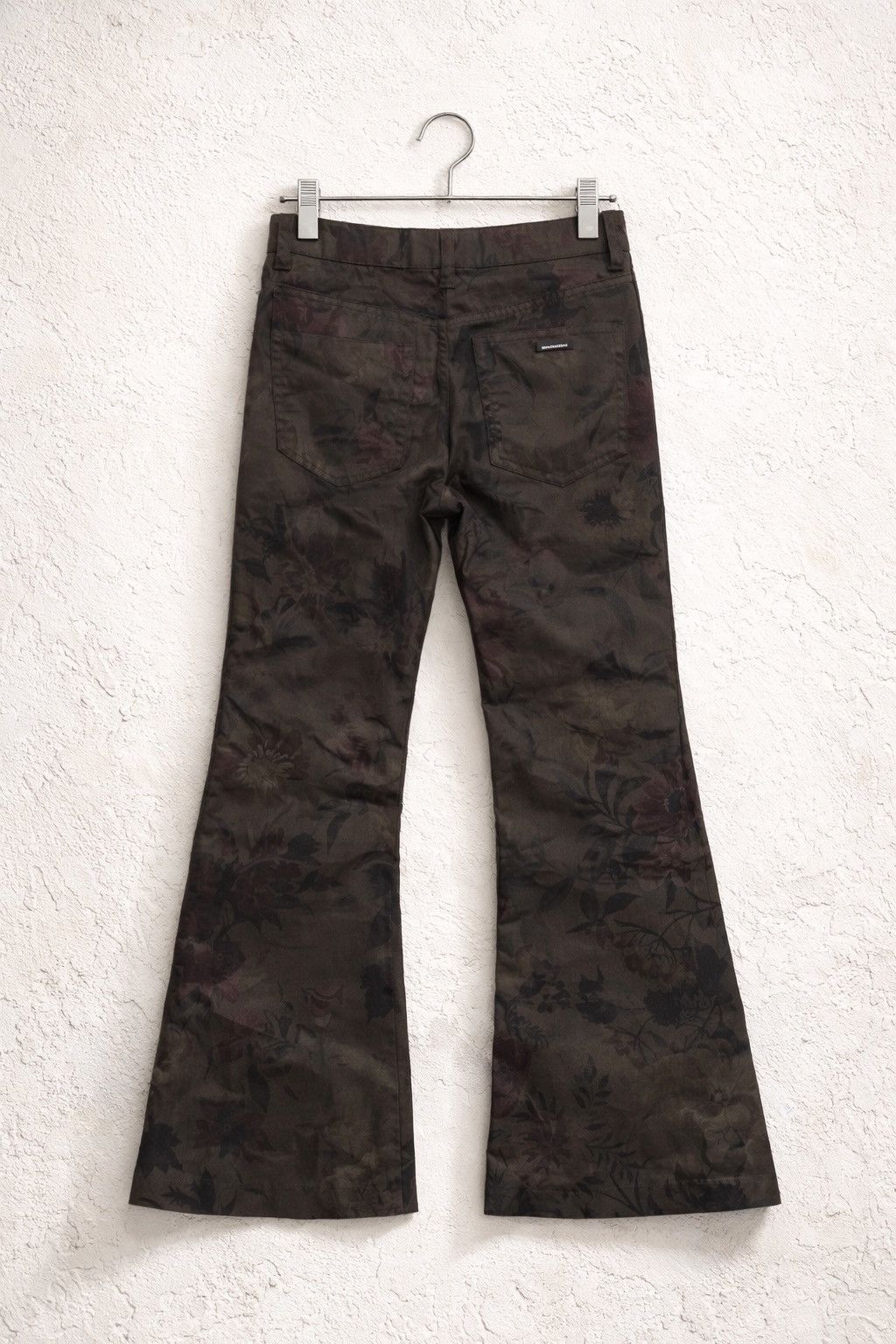Tornado Mart TORNADO MART FLORAL FLARED PANTS Size US 31 - 2 Thumbnail
