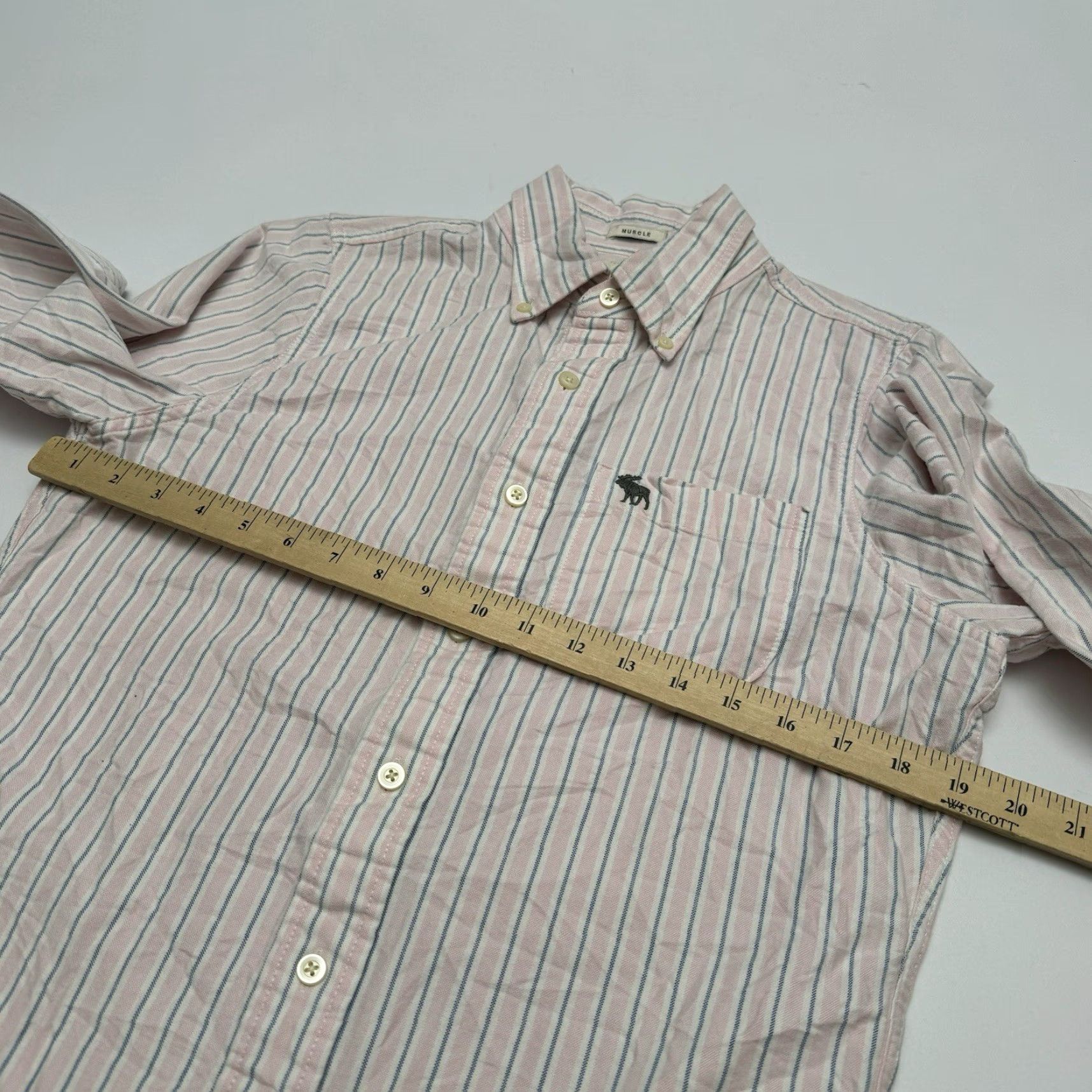 Abercrombie & Fitch Abercrombie & Fitch Men Small Muskle Pink Blue Striped Long Sleeve Button-Down Shirt Regular Fit Casual Size US S / EU 44-46 / 1 - 7 Thumbnail