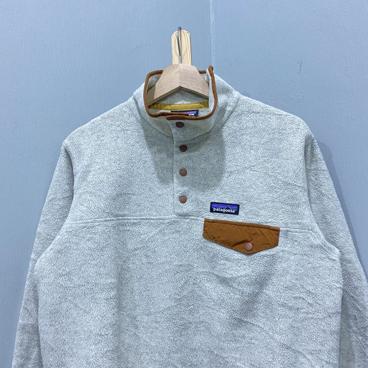 Patagonia Patagonia Lightweight Synchilla Snap-T FleecePulloverOatmeal Size US M / EU 48-50 / 2 - 3 Thumbnail
