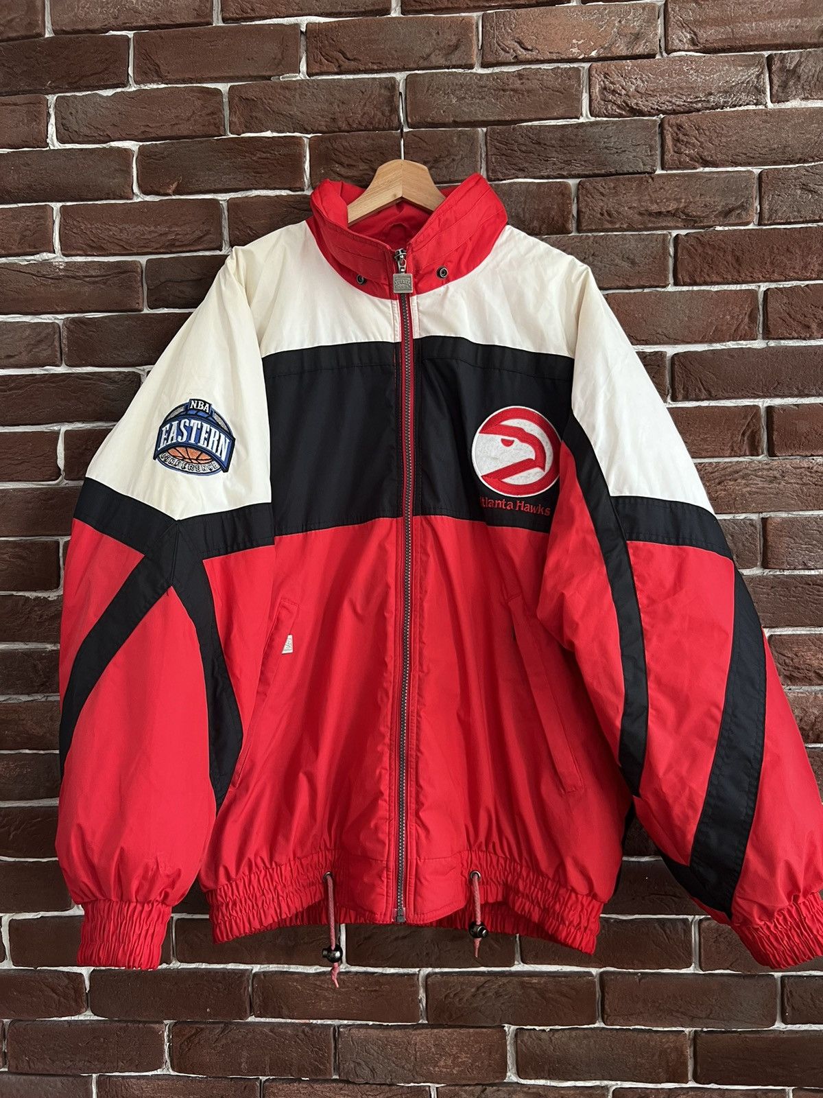 NBA Vintage 90s Nutmeg Campri Atlanta Hawks NBA Satin Jacket Size US XL / EU 56 / 4 - 1 Thumbnail