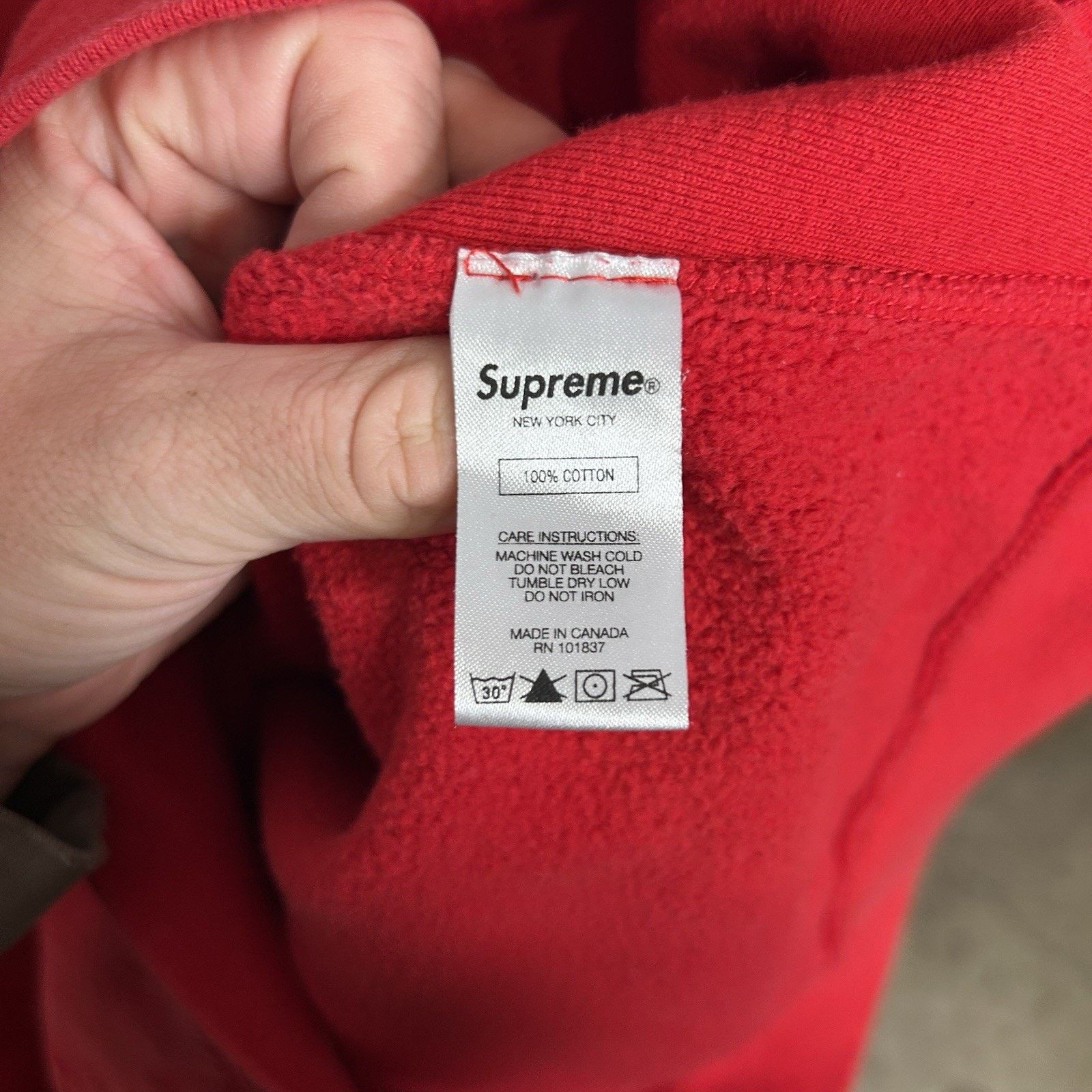 Supreme Supreme Le Luxe Hooded Sweatshirt “Red” SS19 Size US XL / EU 56 / 4 - 11 Thumbnail