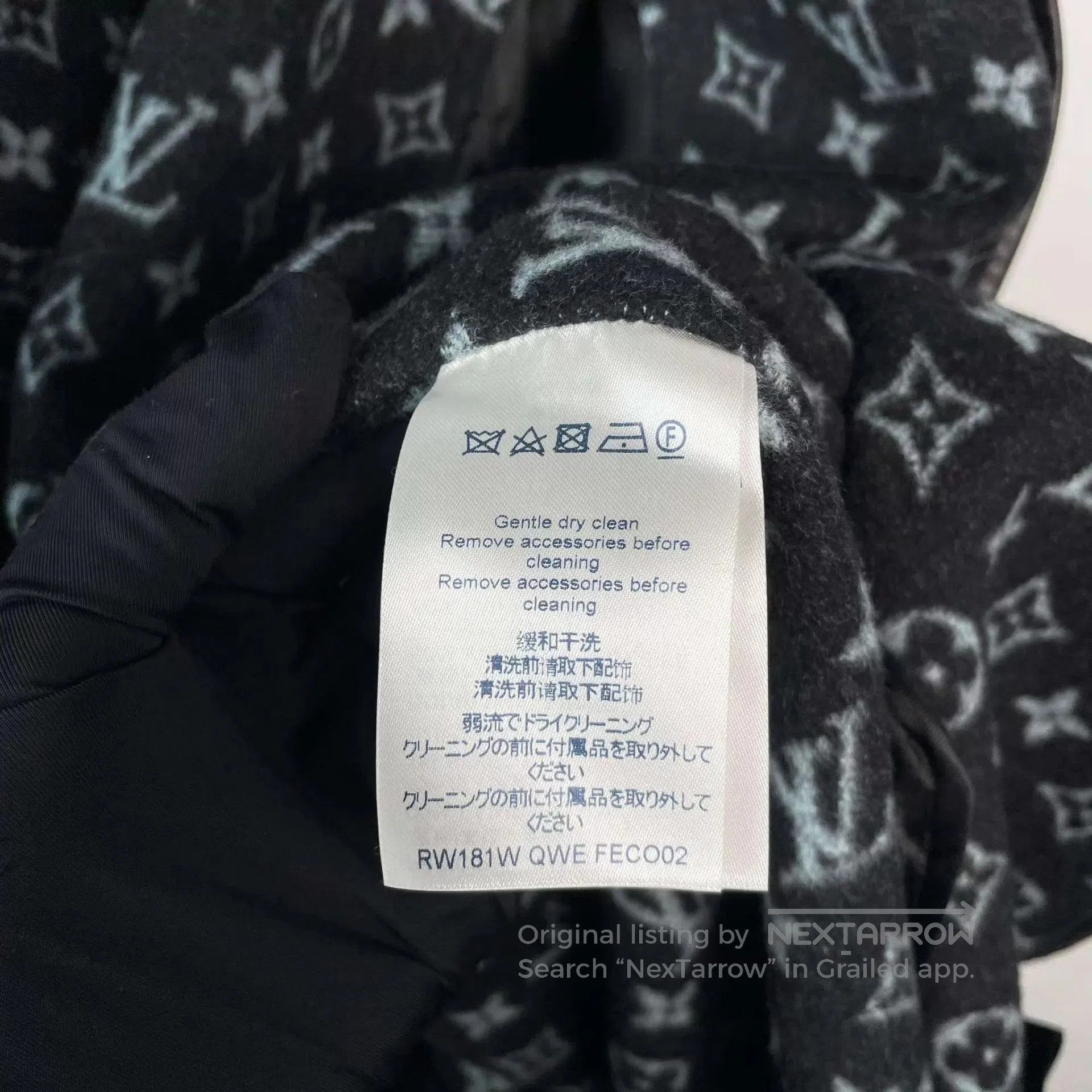 Louis Vuitton Black Long Belted Coat with Patterned Lining. Size US S / EU 44-46 / 1 - 6 Thumbnail