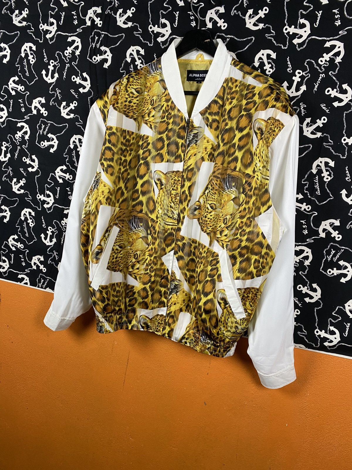 Japanese Brand Alpha Scene Leopard Statement Animal Print L/weight Jacket Size L / US 10 / IT 46 - 4 Thumbnail