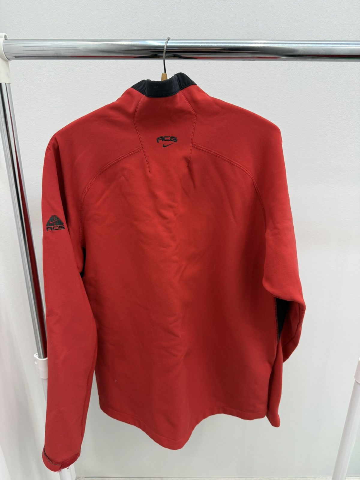 Nike ACG Nike ACG Red Technical Track Light Softshell Jacket Size US L / EU 52-54 / 3 - 2 Thumbnail