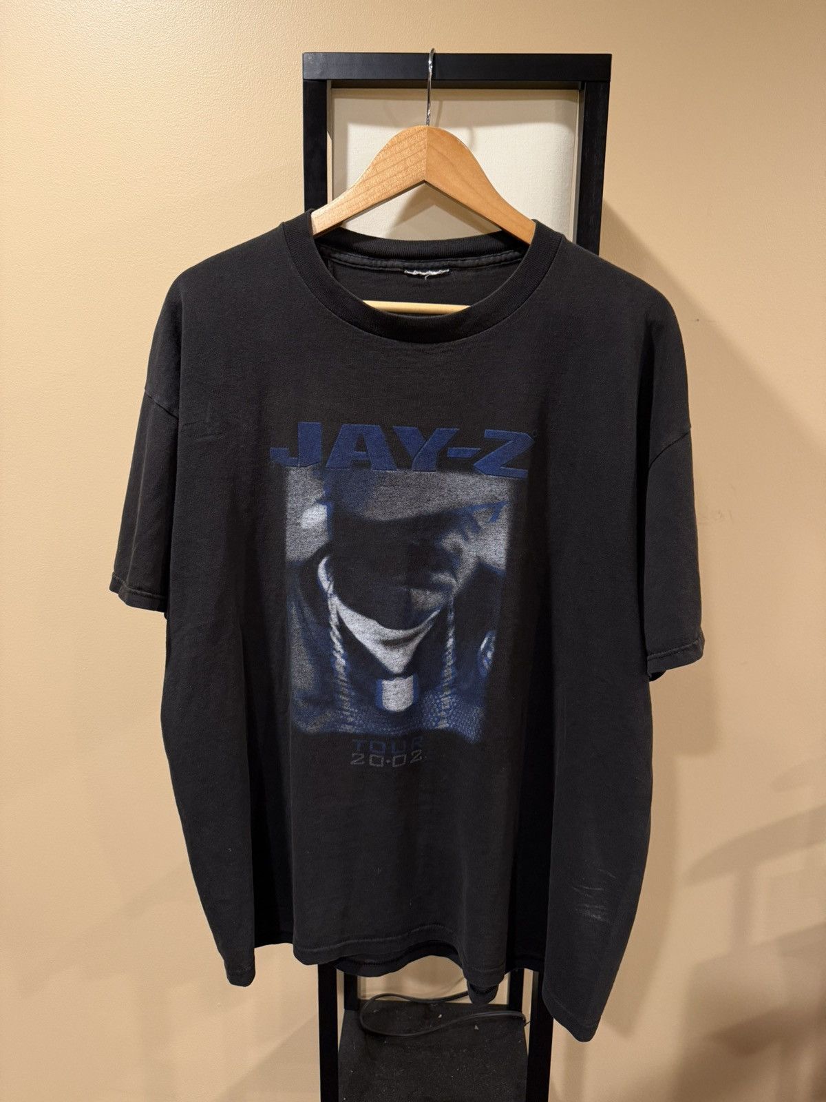 Vintage Vintage Jay Z 2002 Tour Faded Rap Tee Size US XL / EU 56 / 4 - 12 Thumbnail