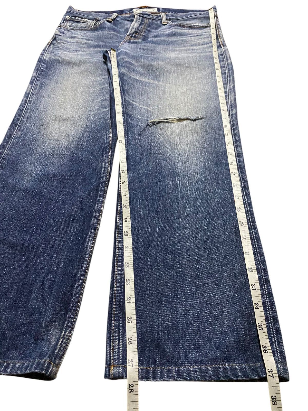 Levi's Vintage Classic Levis 502 Grunge Distressed Loose Jeans Size US 33 - 15 Thumbnail