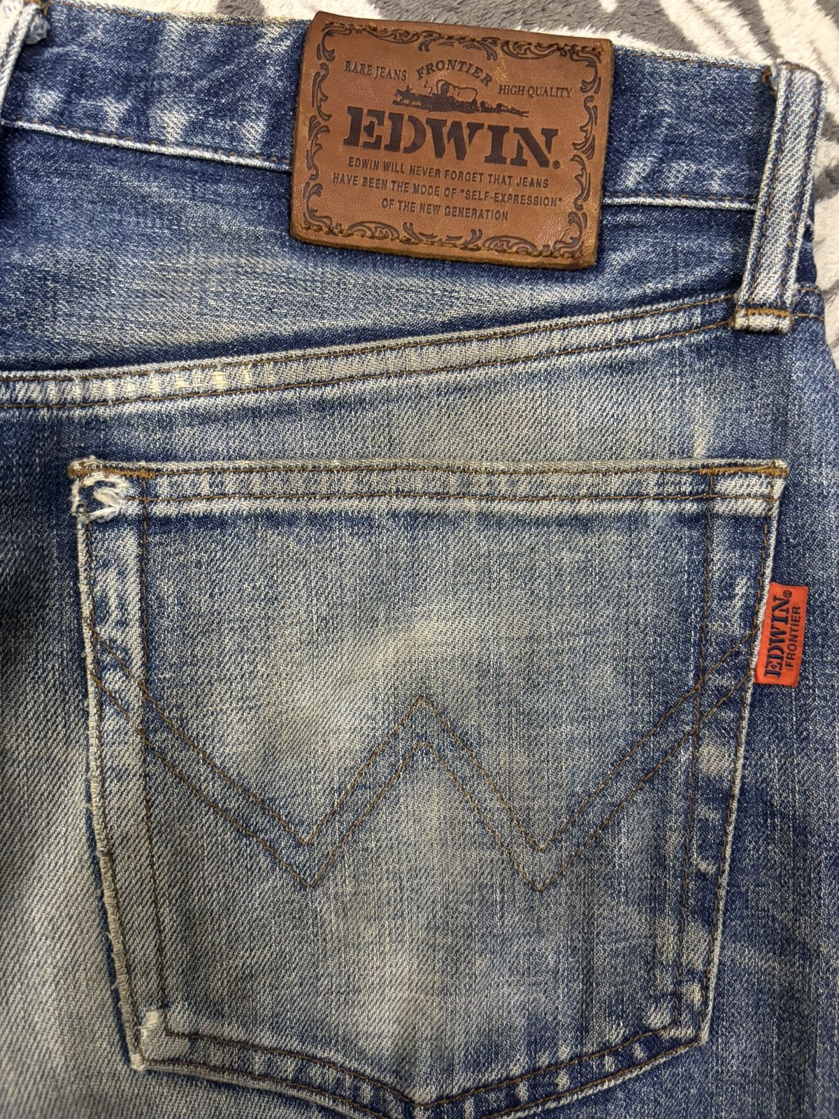 Edwin Vintage Rare Edwin Frontier Mud Wash Loose Distressed Jeans Size US 31 - 11 Thumbnail