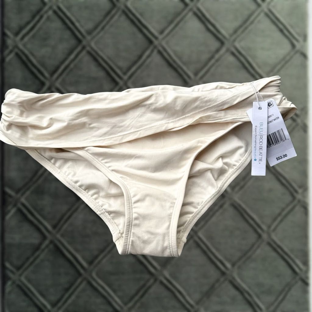 Vintage Bleu Rod Beattie Bottom Swimsuit 8 Ivory Cream Women Regular Size New With Tag Size 30" / US 8 / IT 44 - 1 Thumbnail