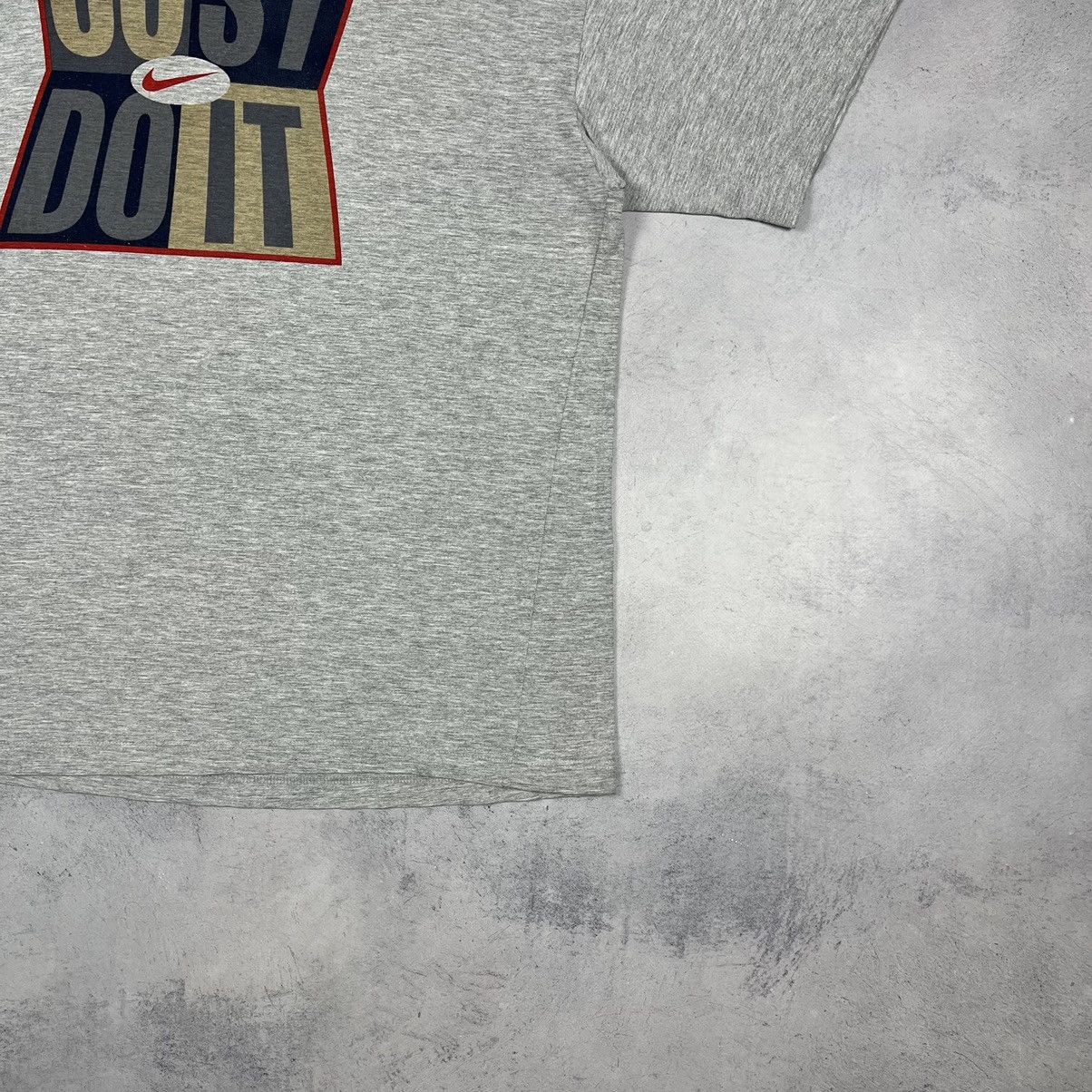 Nike Iconic Vintage Nike “ Just do It ” big logo t shirt 90’s Size US L / EU 52-54 / 3 - 4 Thumbnail