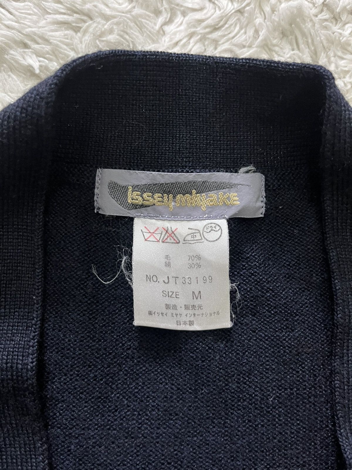 Issey Miyake vintage issey miyake front pocket knitwear Size US M / EU 48-50 / 2 - 4 Thumbnail