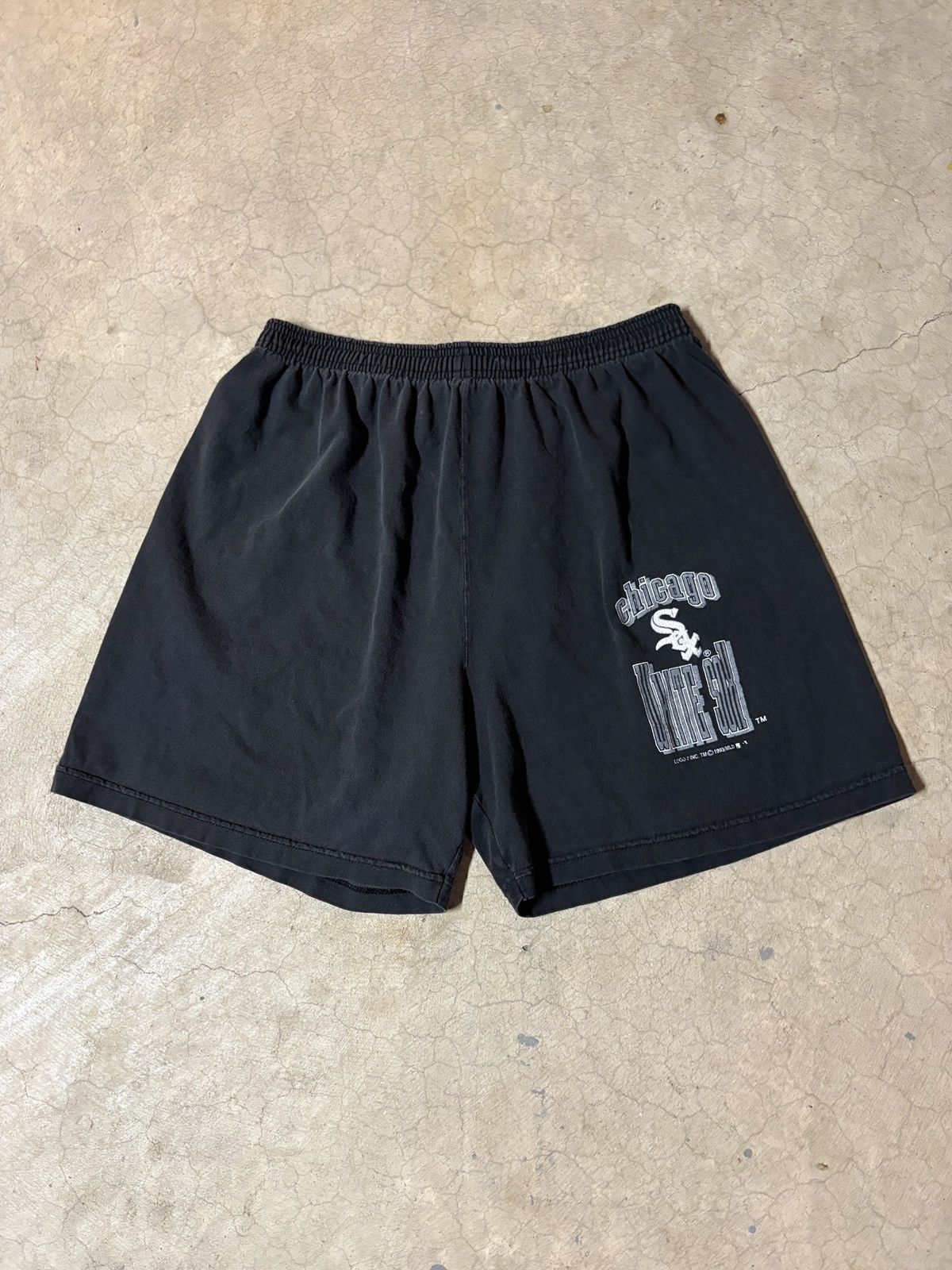 Logo 7 VTG 90s Logo 7 Chicago White Sox Shorts Made In USA Black Size US 30 / EU 46 - 1 Thumbnail