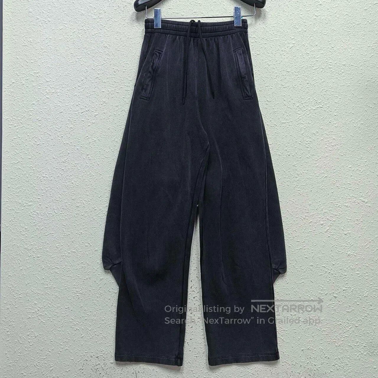Balenciaga Balenciaga Casual Sweatpants with Hoodie Detail. Size US 26 / EU 42 - 2 Thumbnail