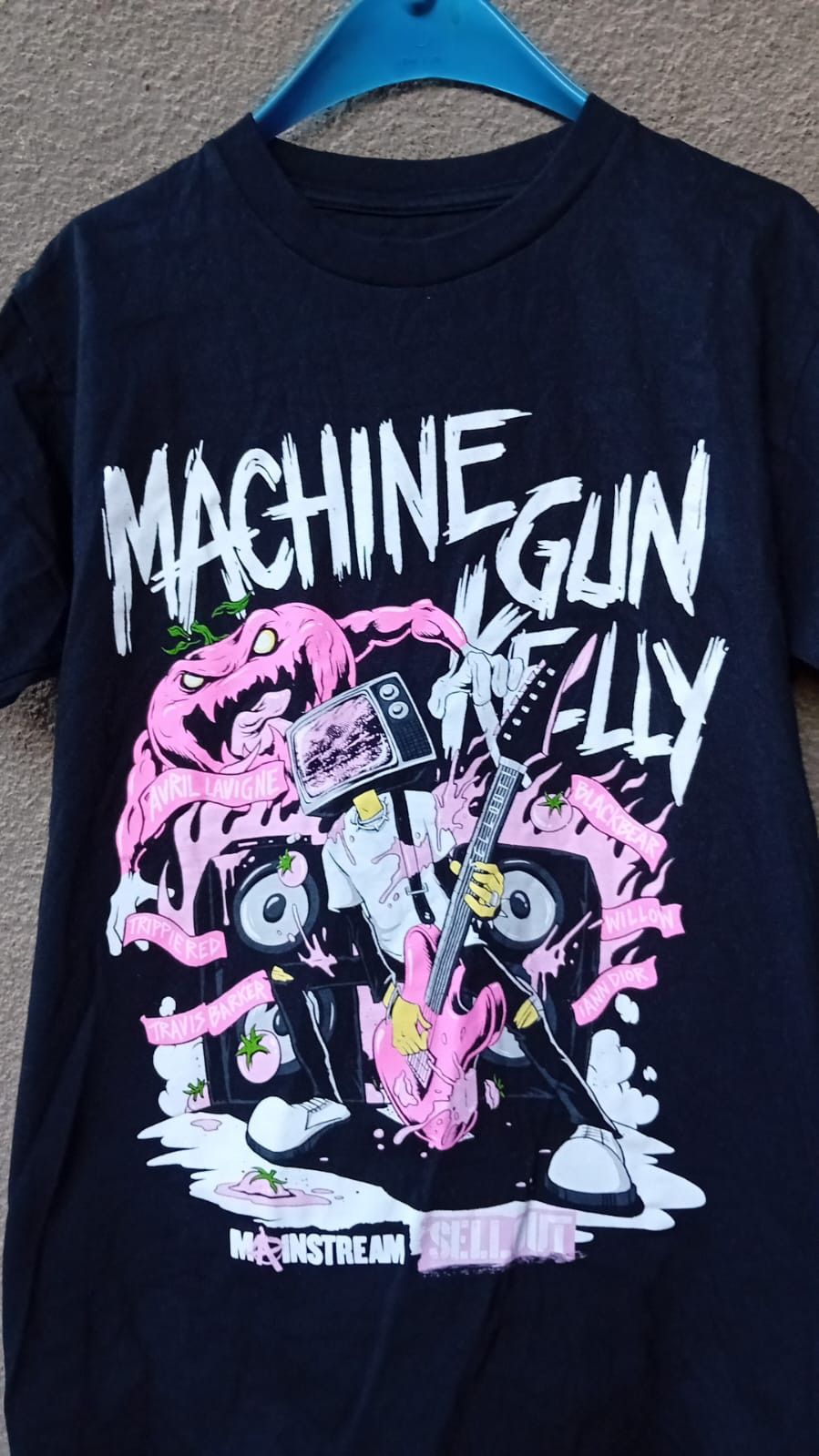 Band Tees Machine Gun Kelly 2022 Mainstream Sell Out Concert Tour Tee Size US S / EU 44-46 / 1 - 4 Thumbnail