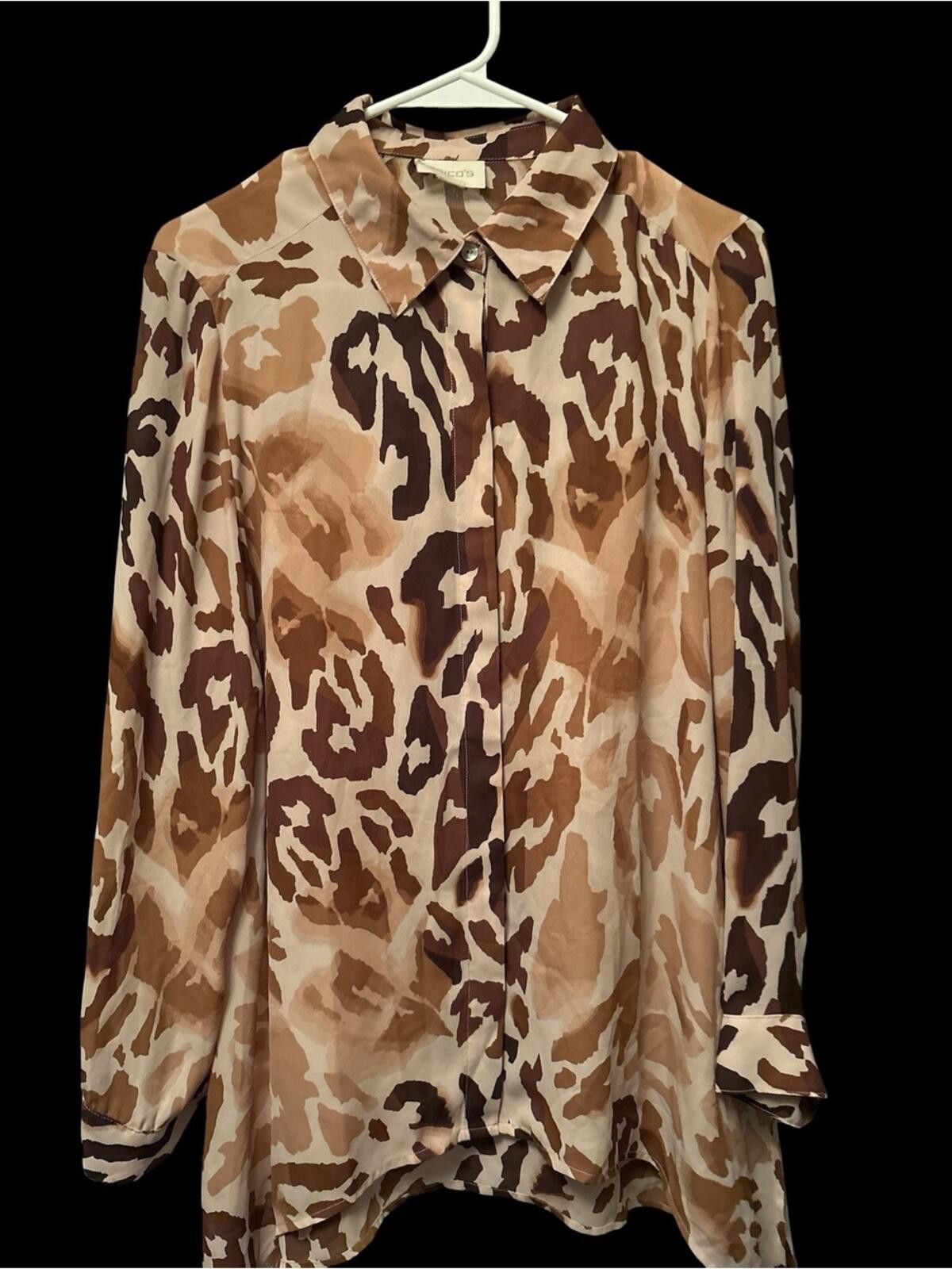 Chicos Chicos Semi Sheer Long Sleeve Animal Print Blouse Size M / US 6-8 / IT 42-44 - 1 Thumbnail