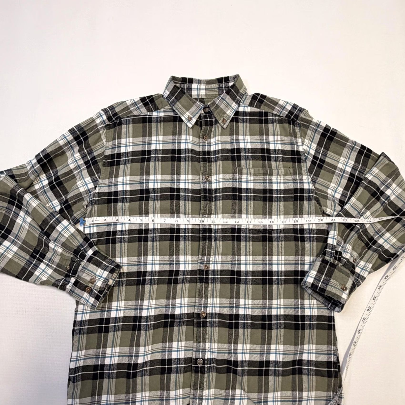 Mountain Khakis Mountain Khakis Shirt Mens Medium Green Plaid Flannel Button Front Relaxed Fit Size US M / EU 48-50 / 2 - 5 Thumbnail