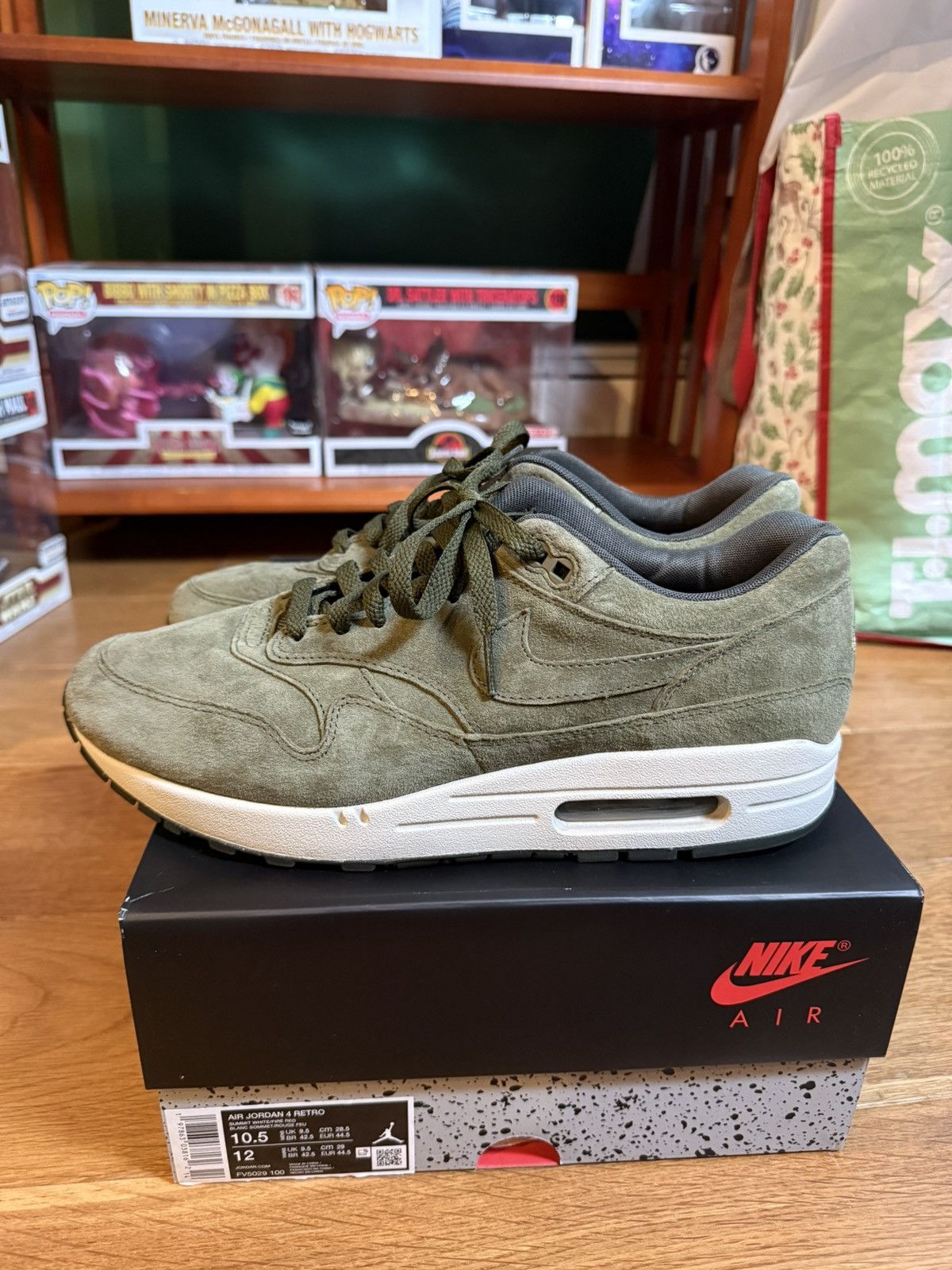 Nike Nike Air Max 1 Olive Canvas Suede Size US 10 / EU 43 - 4 Thumbnail