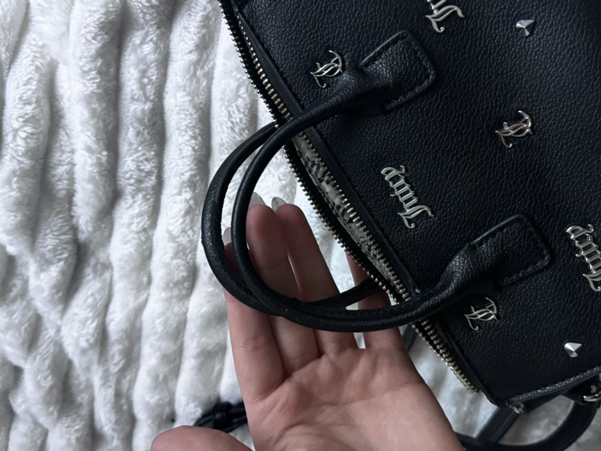 Juicy Couture Juicy Couture Black Faux Leather Barrel Bag Silver Studded Size ONE SIZE - 21 Thumbnail