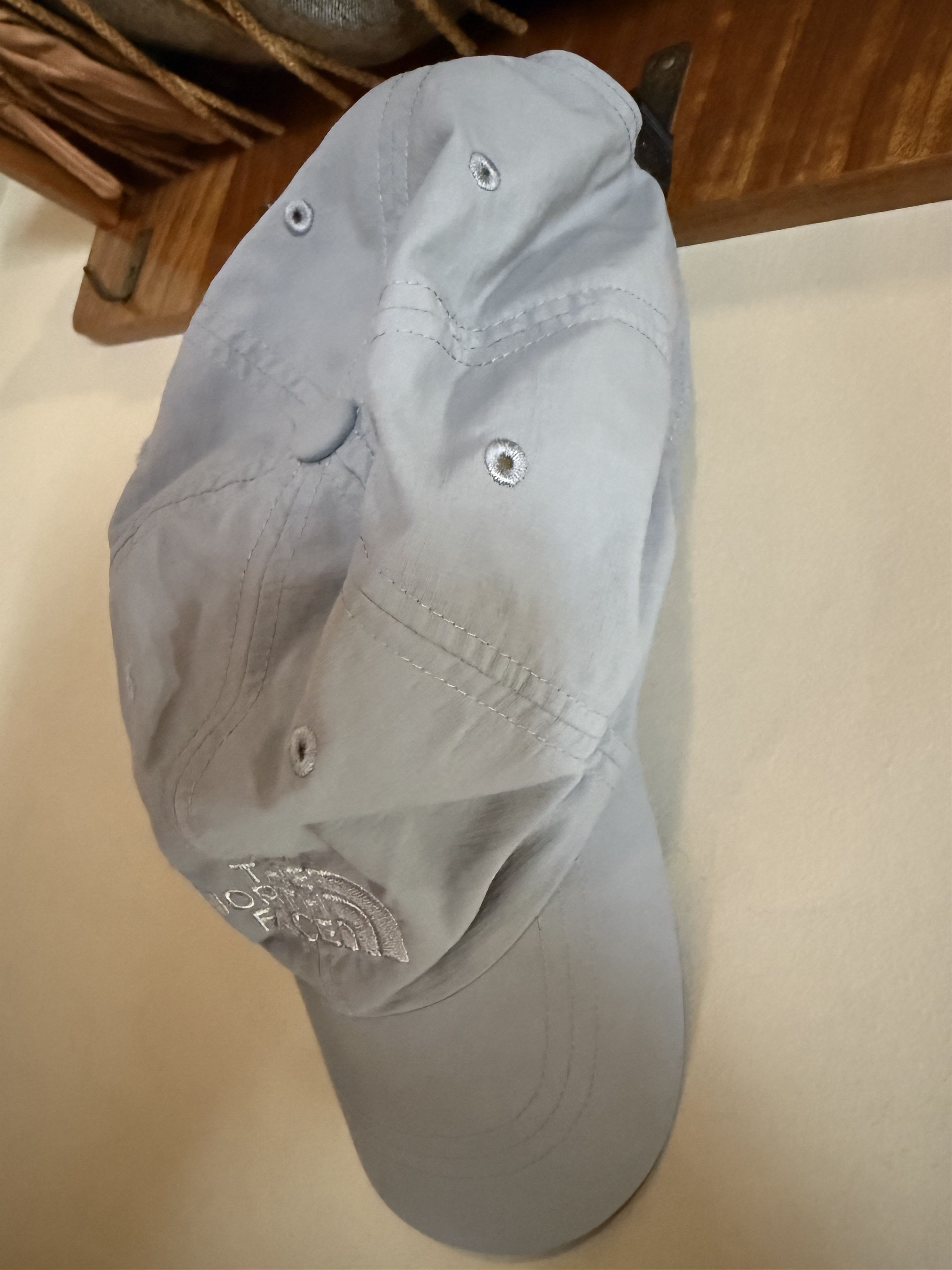 The North Face The North Face Light Gray Deep Fit Large Hiking Hat Size ONE SIZE - 2 Thumbnail