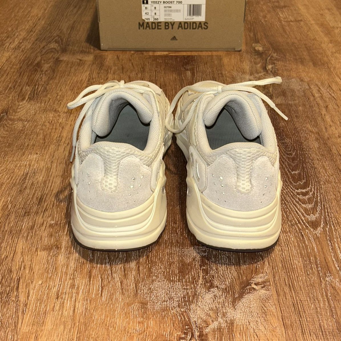 Yeezy Yeezy 700 V1 Analog Size US 8.5 / EU 41-42 - 5 Thumbnail