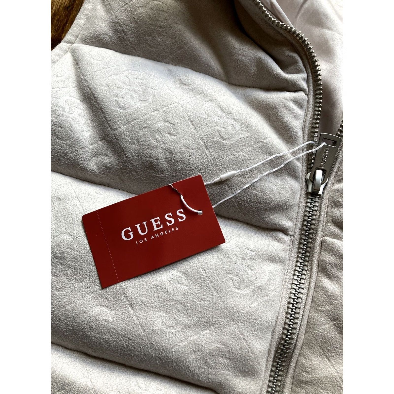 Guess NWT Guess Jemi Puffer Vest Womens Size Medium Cream Full Zip MSRP 58 NEW Size M / US 6-8 / IT 42-44 - 4 Thumbnail