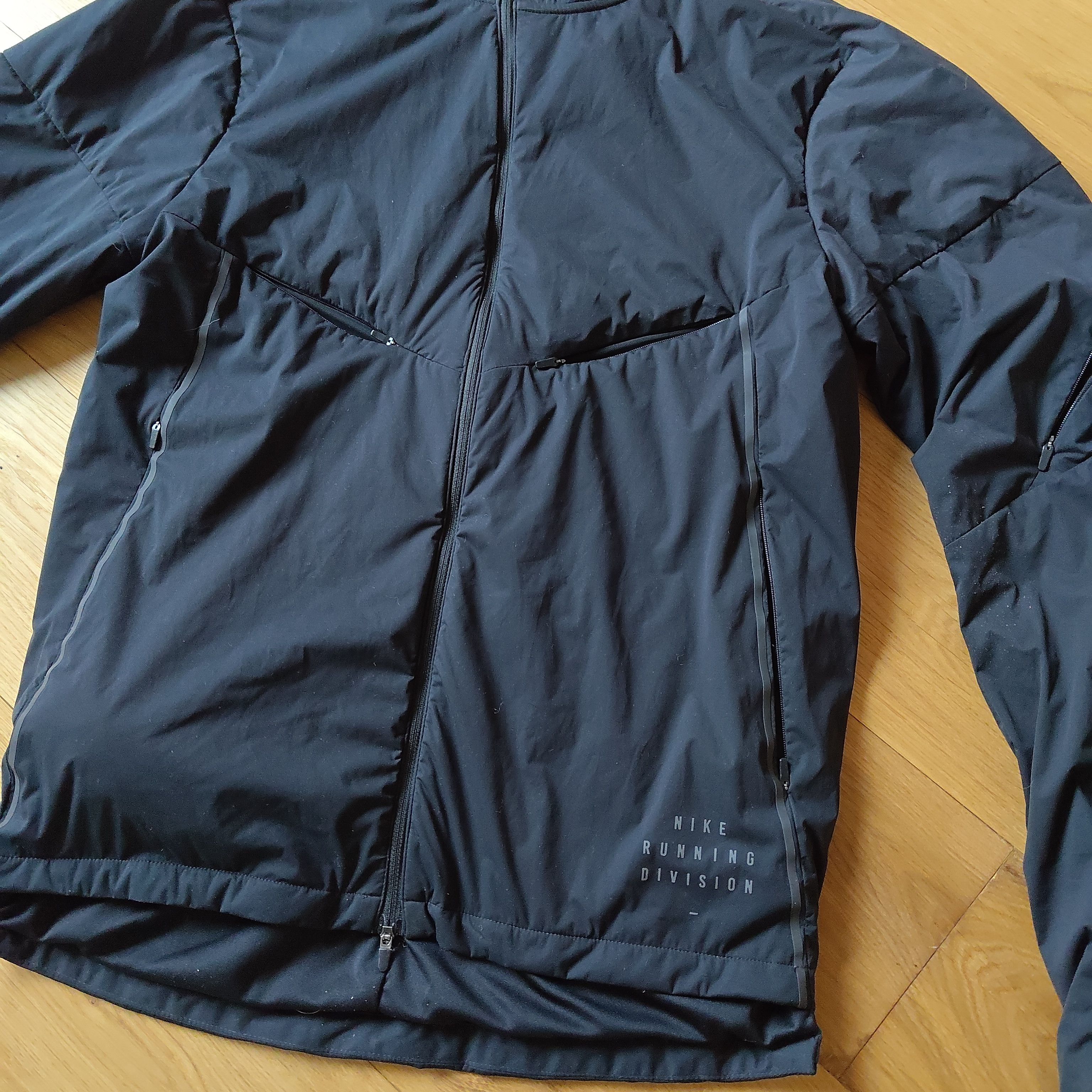 Nike Running division jacket - zip ventilation & built in mittens Size US S / EU 44-46 / 1 - 3 Thumbnail