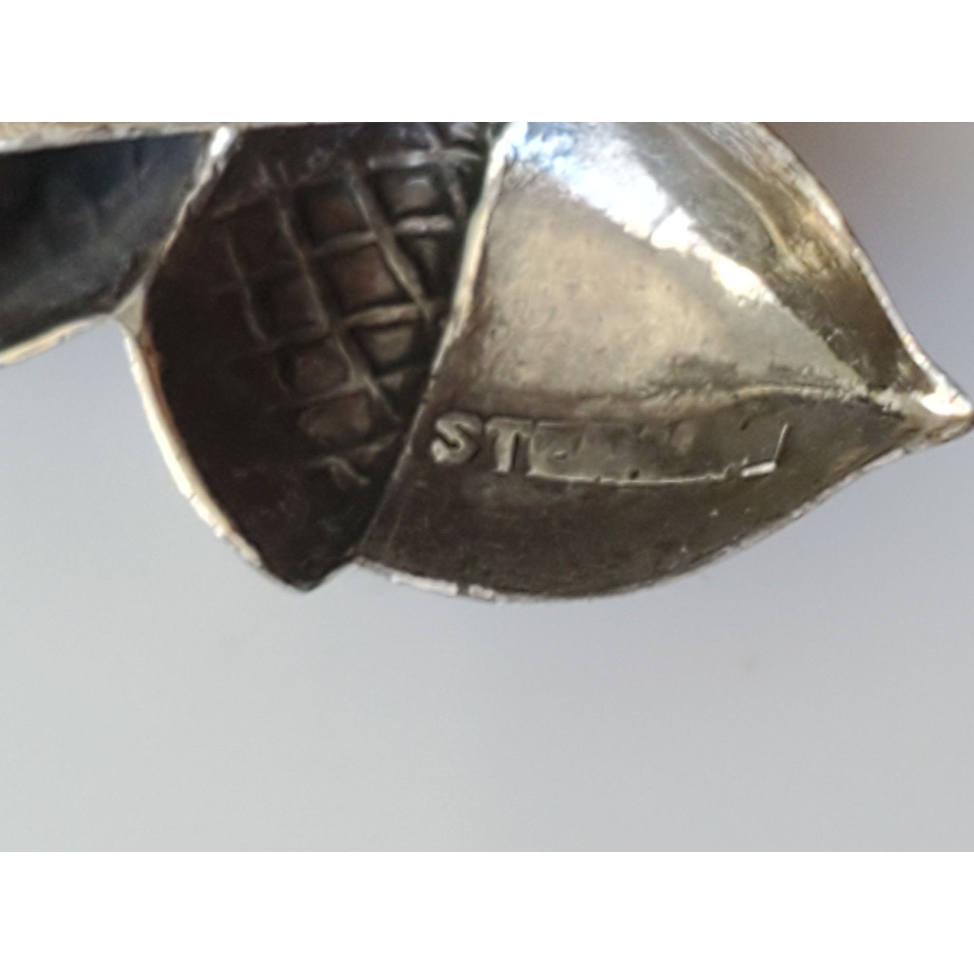 Vintage Vintage Sterling Silver Acorn Screw On Earrings Size ONE SIZE - 3 Thumbnail