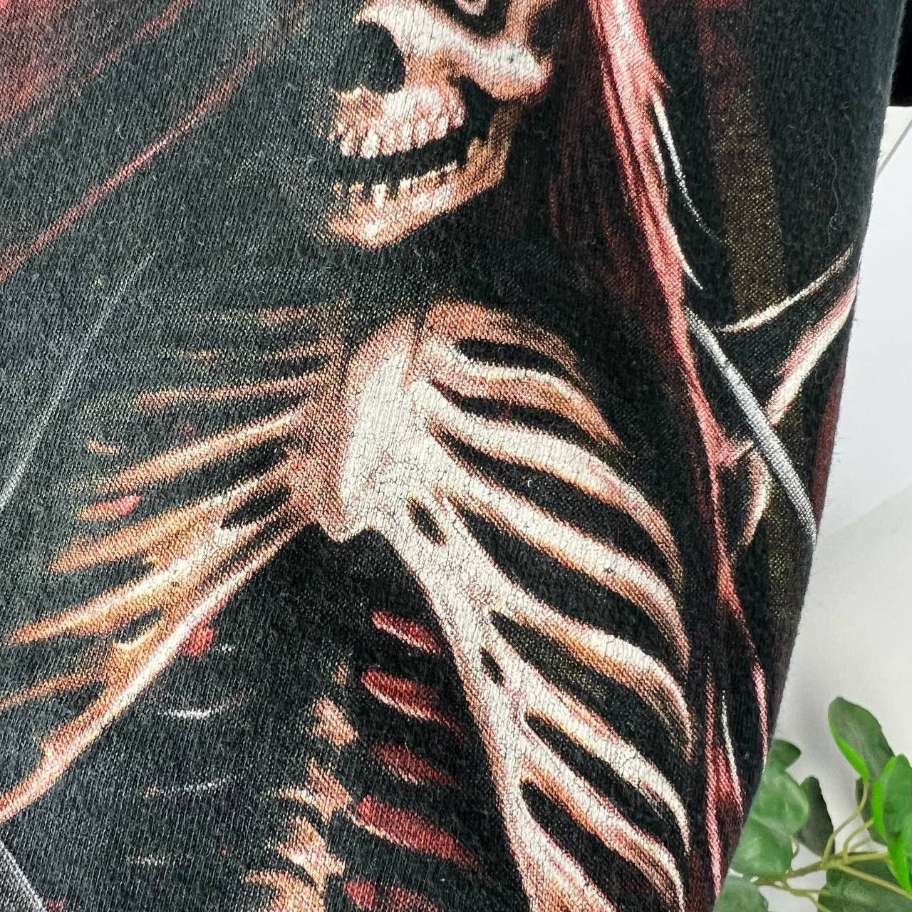 Vintage Vintage Tee 666 Big Print Spiral Skulls Dead Rock Horror Size US M / EU 48-50 / 2 - 6 Thumbnail